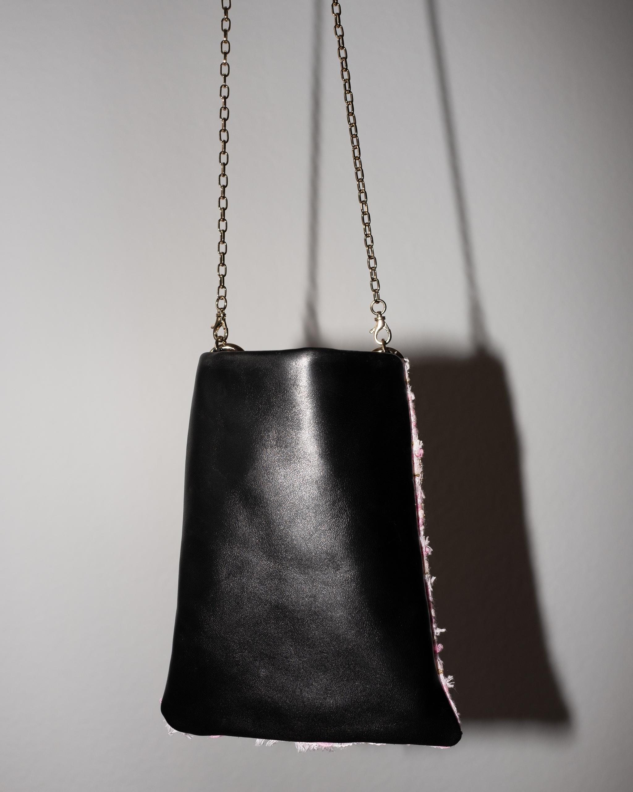Women's Pastel Light Pink Tweed Black Italian Napa Leather Gold Chain Shoulder Bag For Sale