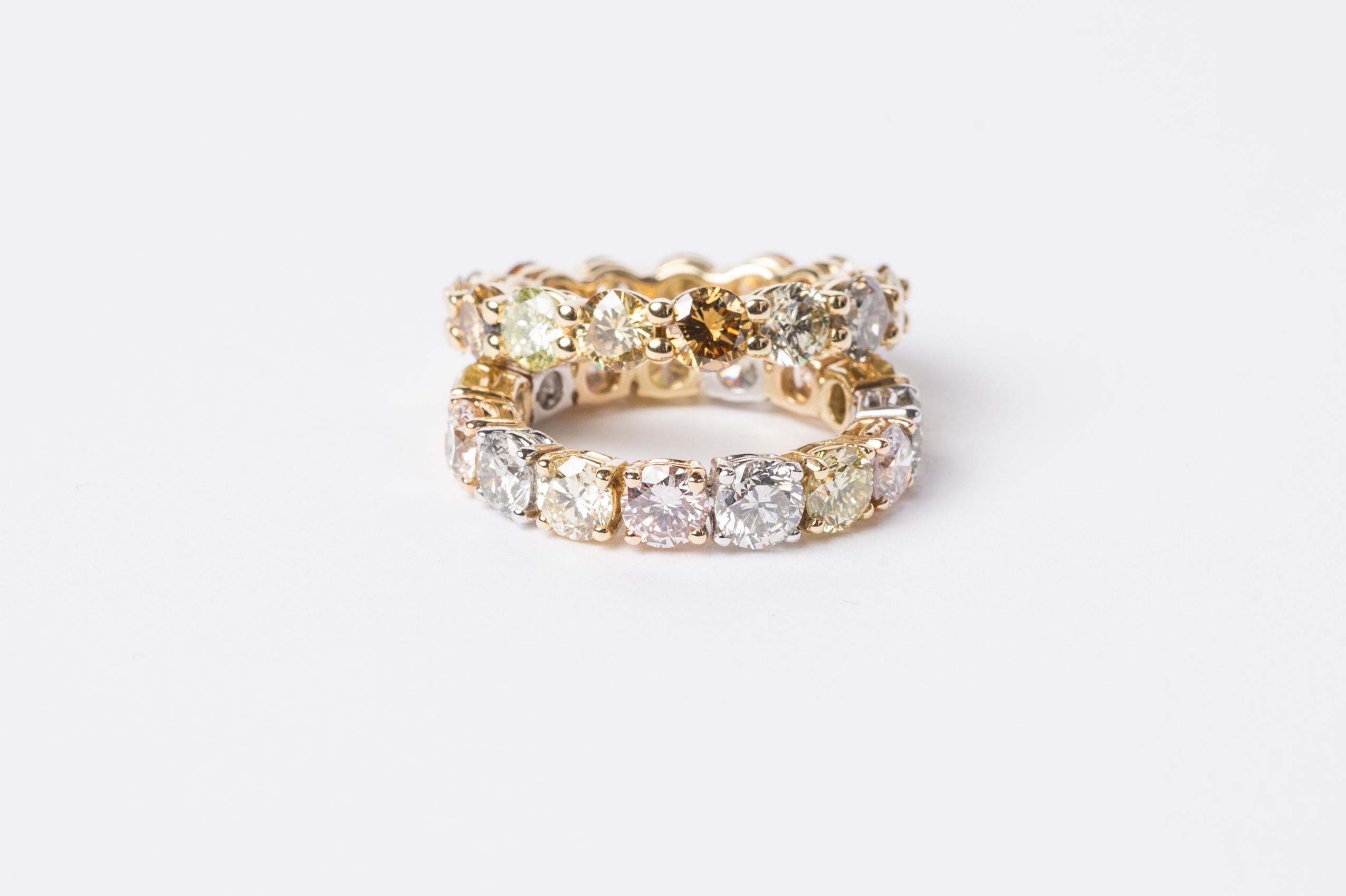 Women's or Men's Eternity Ring with 4.5 Carats of Light Pink, Yellow and Grey Diamonds  For Sale