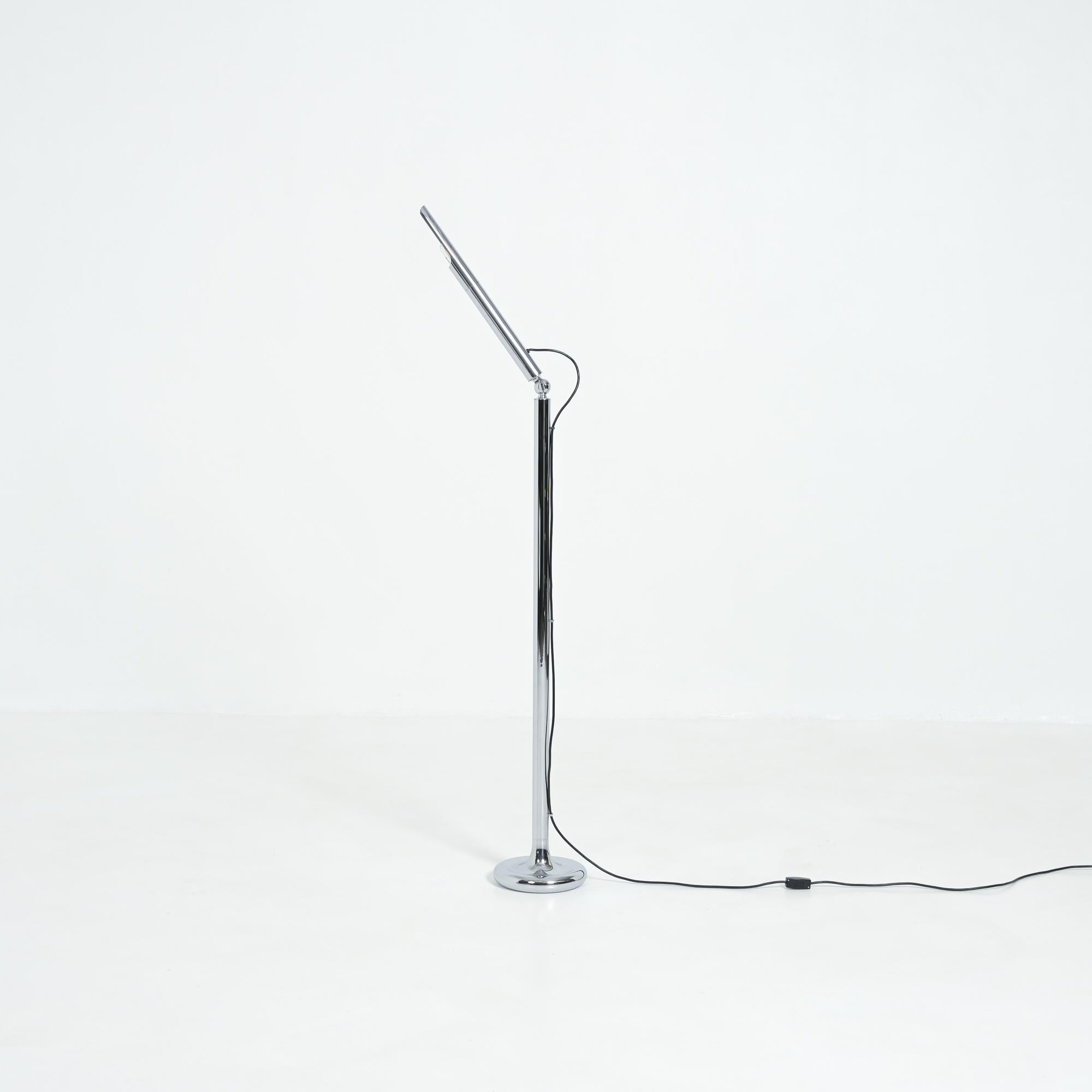 Stehlampe mit Lichtstangen von Ingo Maurer für M Design im Angebot 1