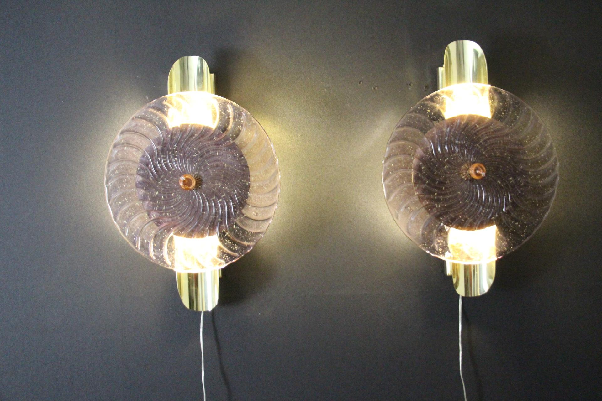 Light Purple and Golden Murano Glass Wall Lights In Large Disc Shape For Sale 5
