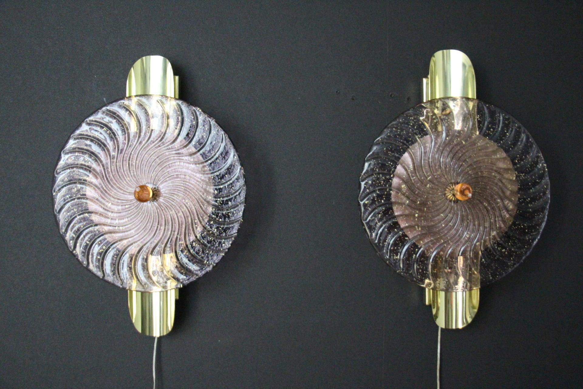Italian Light Purple and Golden Murano Glass Wall Lights In Large Disc Shape For Sale