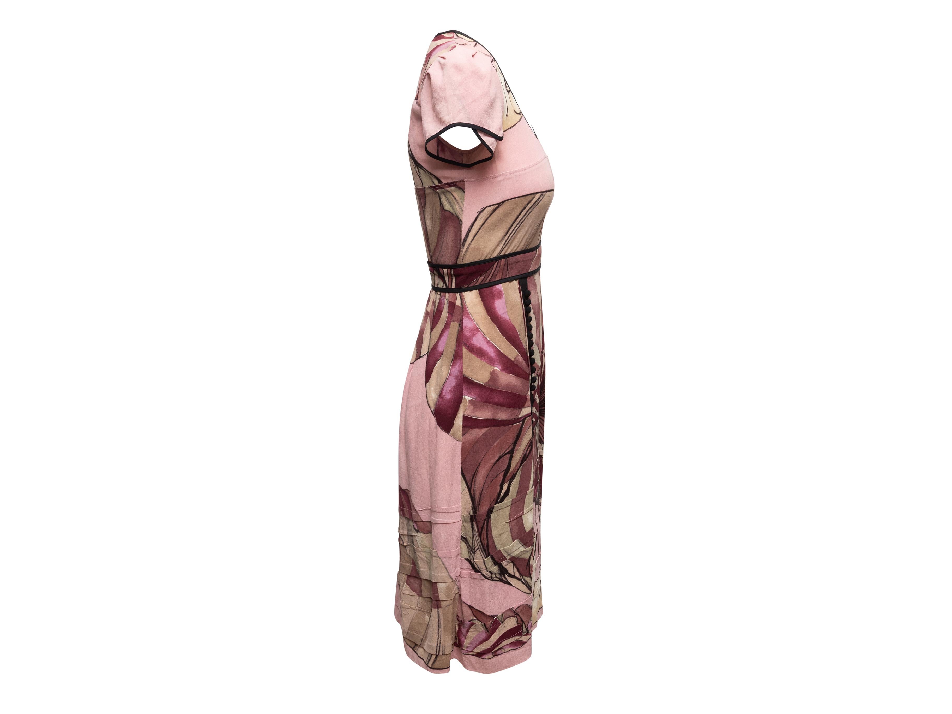 Robe en soie violette et multicolore Prada printemps/été 2008 A James Jean IT 40 Bon état - En vente à New York, NY