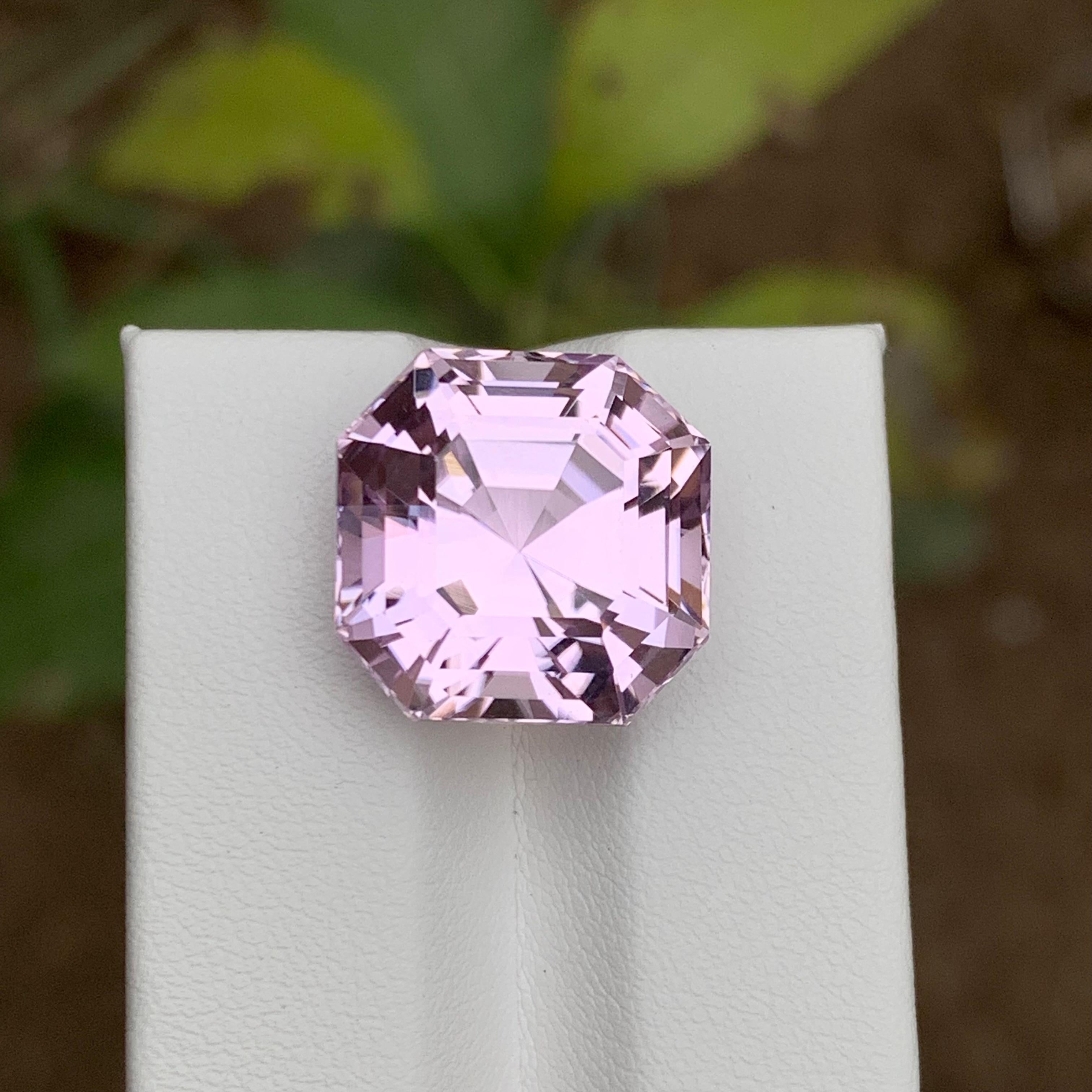Women's or Men's Light Purplish Pink Natural Kunzite Gemstone, 21.55 Ct Asscher Cut for Pendant  For Sale