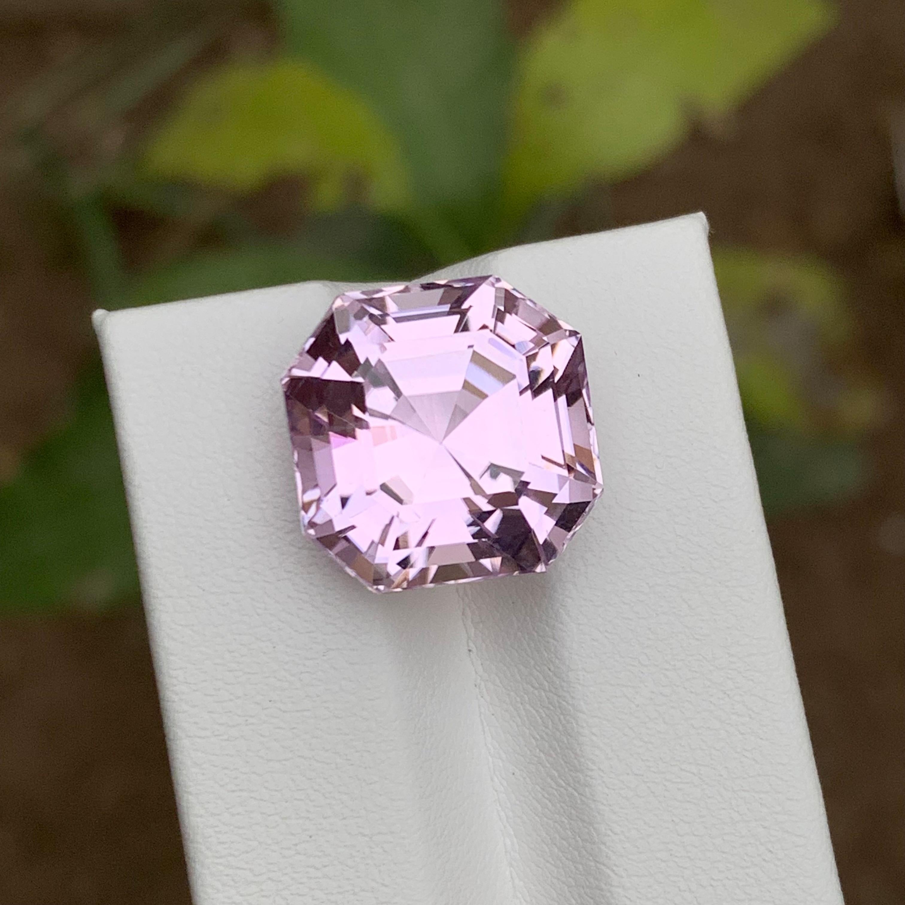 Light Purplish Pink Natural Kunzite Gemstone, 21.55 Ct Asscher Cut for Pendant  For Sale 4