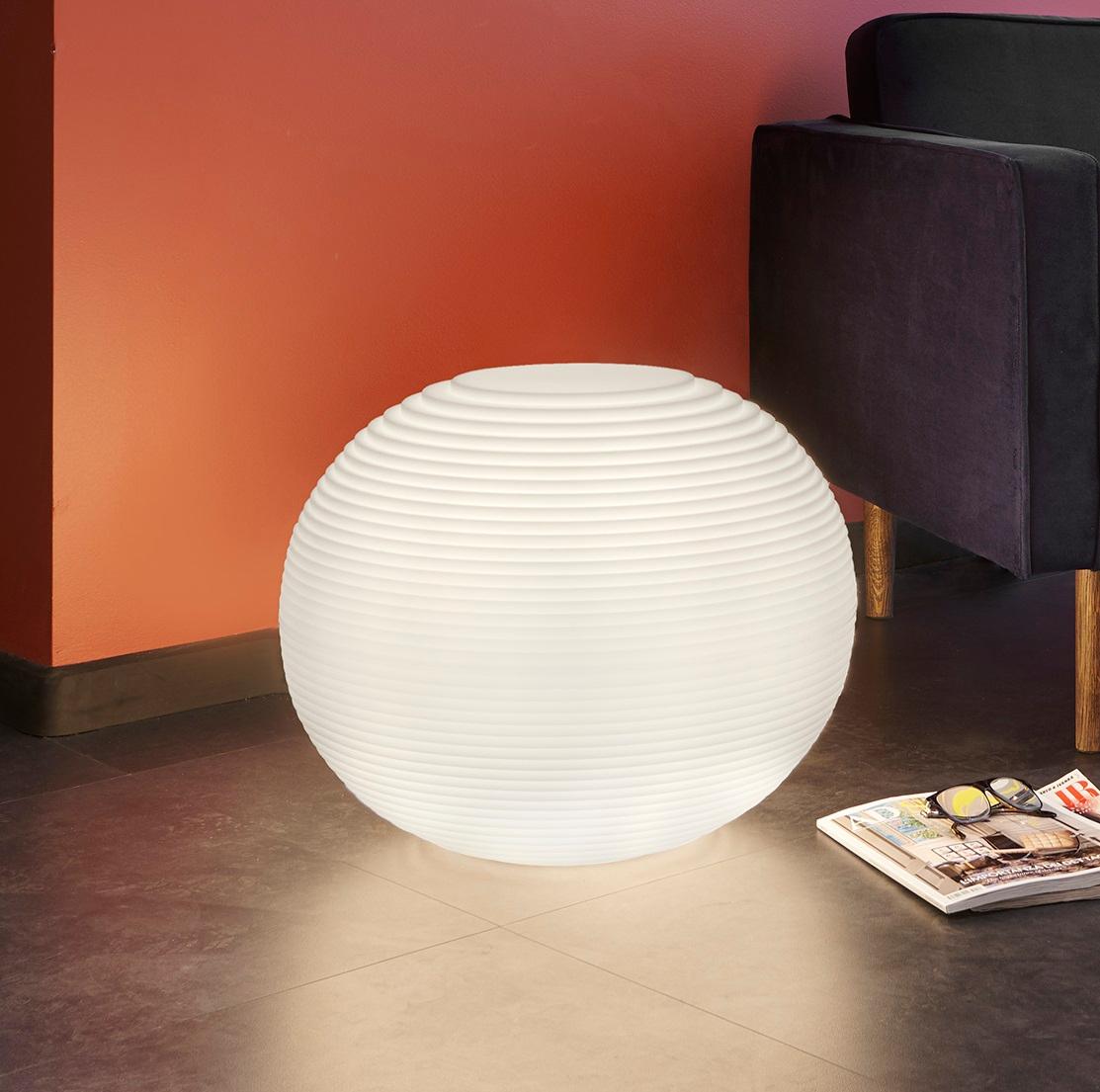 Light Red Molly Floor Lamp by SLIDE Studio
Dimensions: Ø 52 x H 41 cm.
Materials: Polyethylene.

Available in different colors. This product is suitable for indoor and outdoor use. All our lamps can be wired according to each country. If sold to the