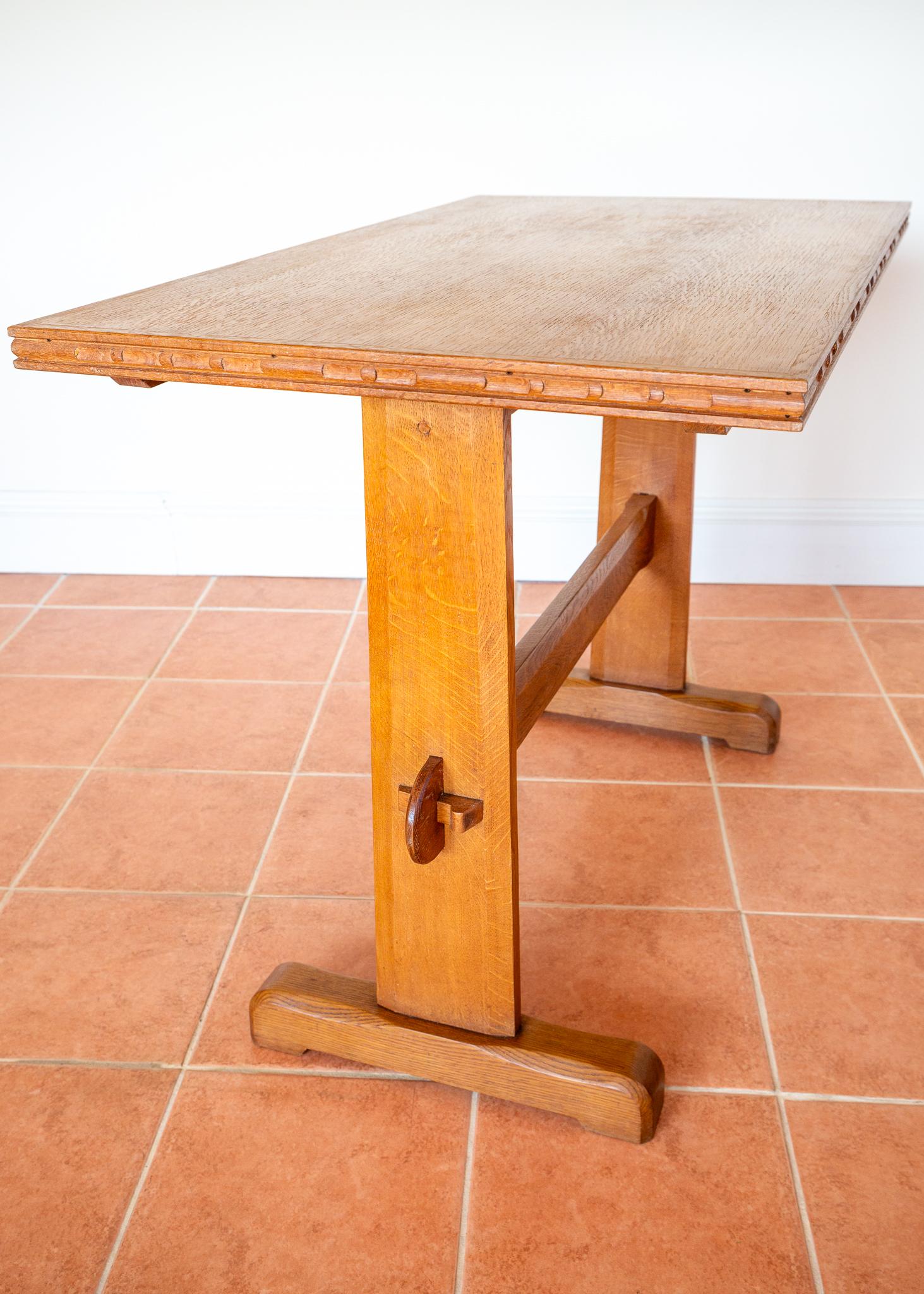 Light Red Oak Refectory Trestle Table Cotswold School Arts And Crafts Rustic MCM im Angebot 6