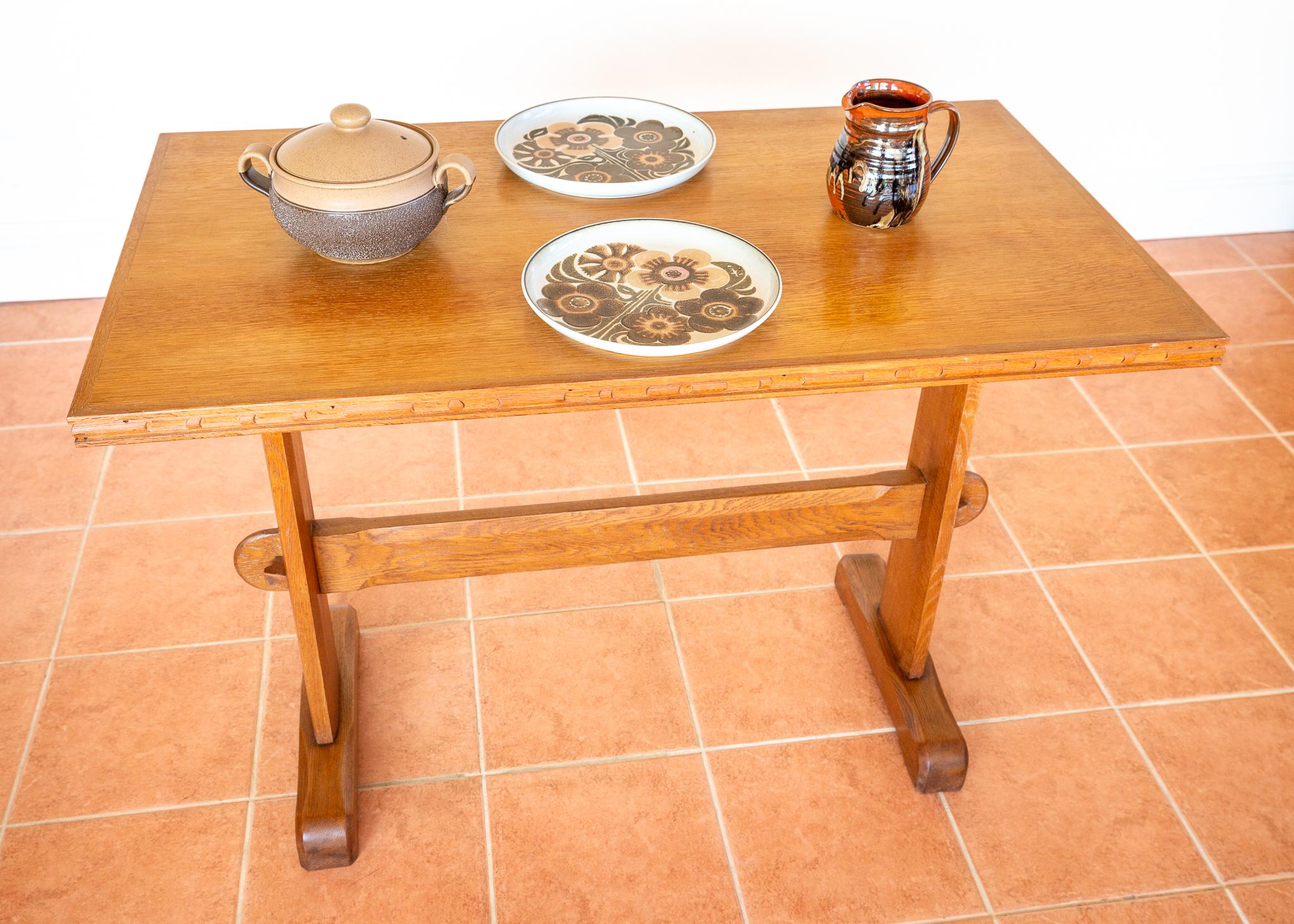 Light Red Oak Refectory Trestle Table Cotswold School Arts And Crafts Rustic MCM im Angebot 1
