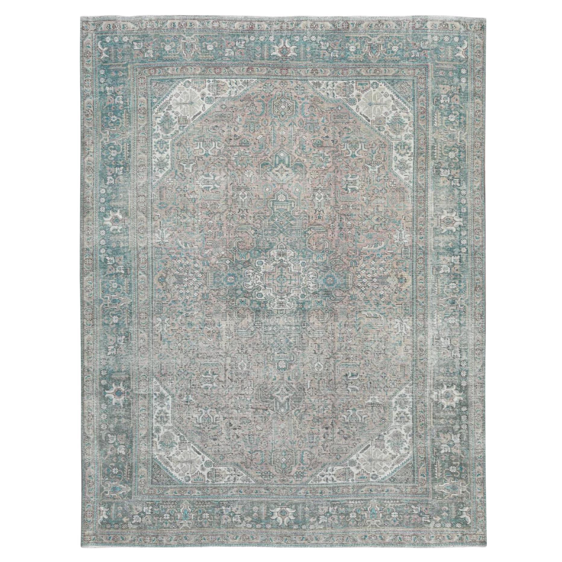 Hellroter handgeknüpfter persischer Täbris-Teppich aus Wolle im Used-Look, Vintage