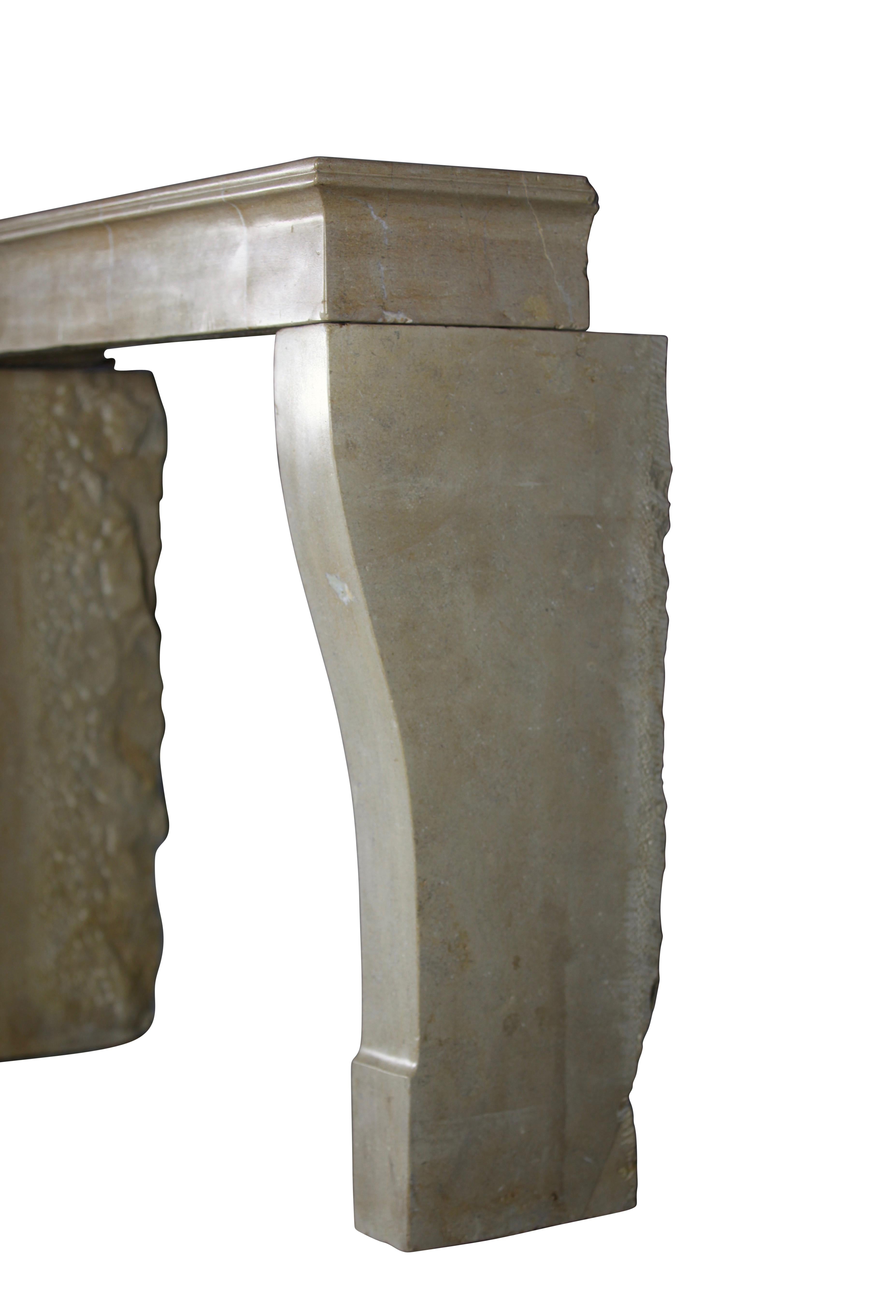 Light Reflecting French Style Antique Fireplace Surround in Limestone For Sale 1
