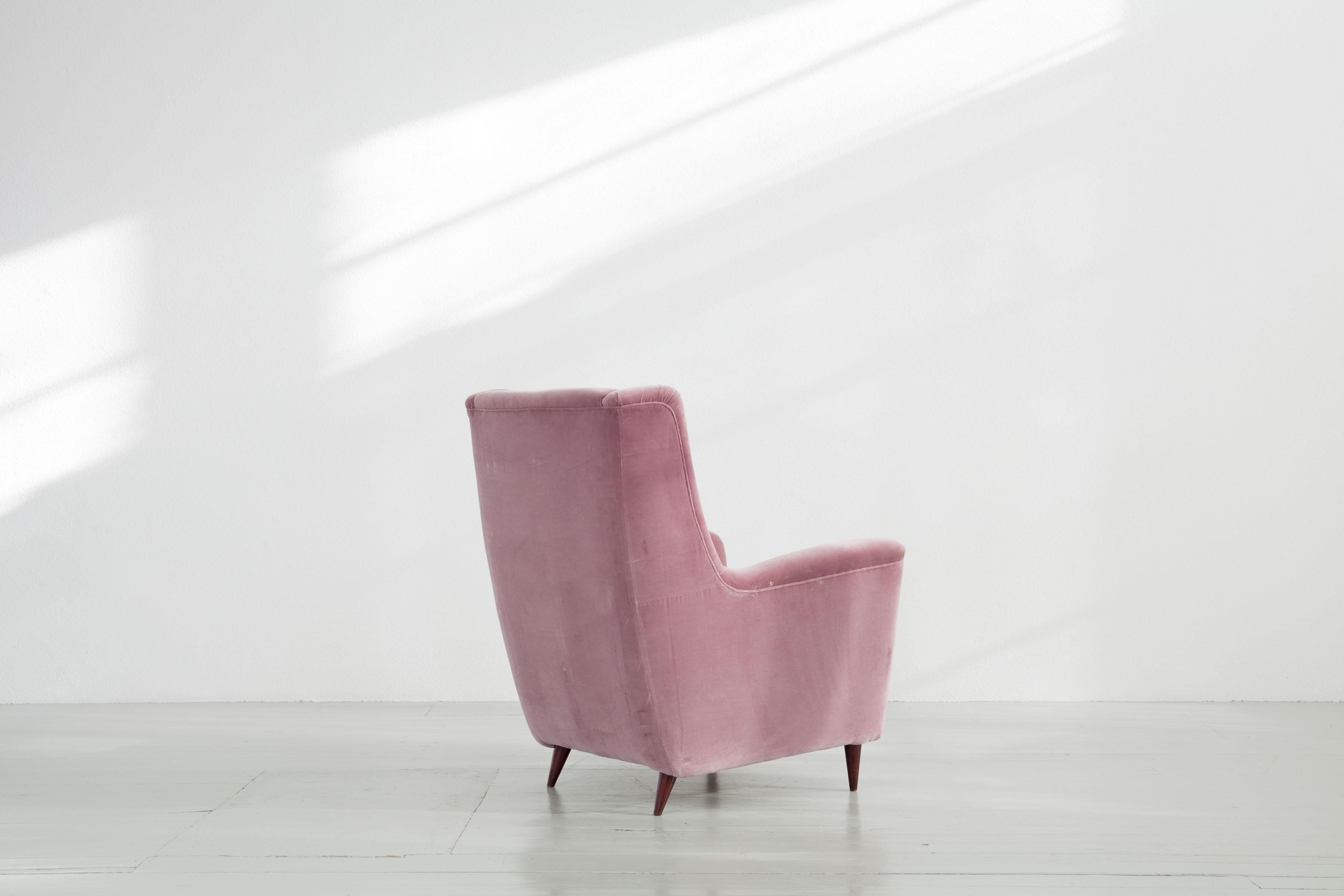 Mid-Century Modern Light Rose Ico Parisi Armchair, 1950s, Italy For Sale