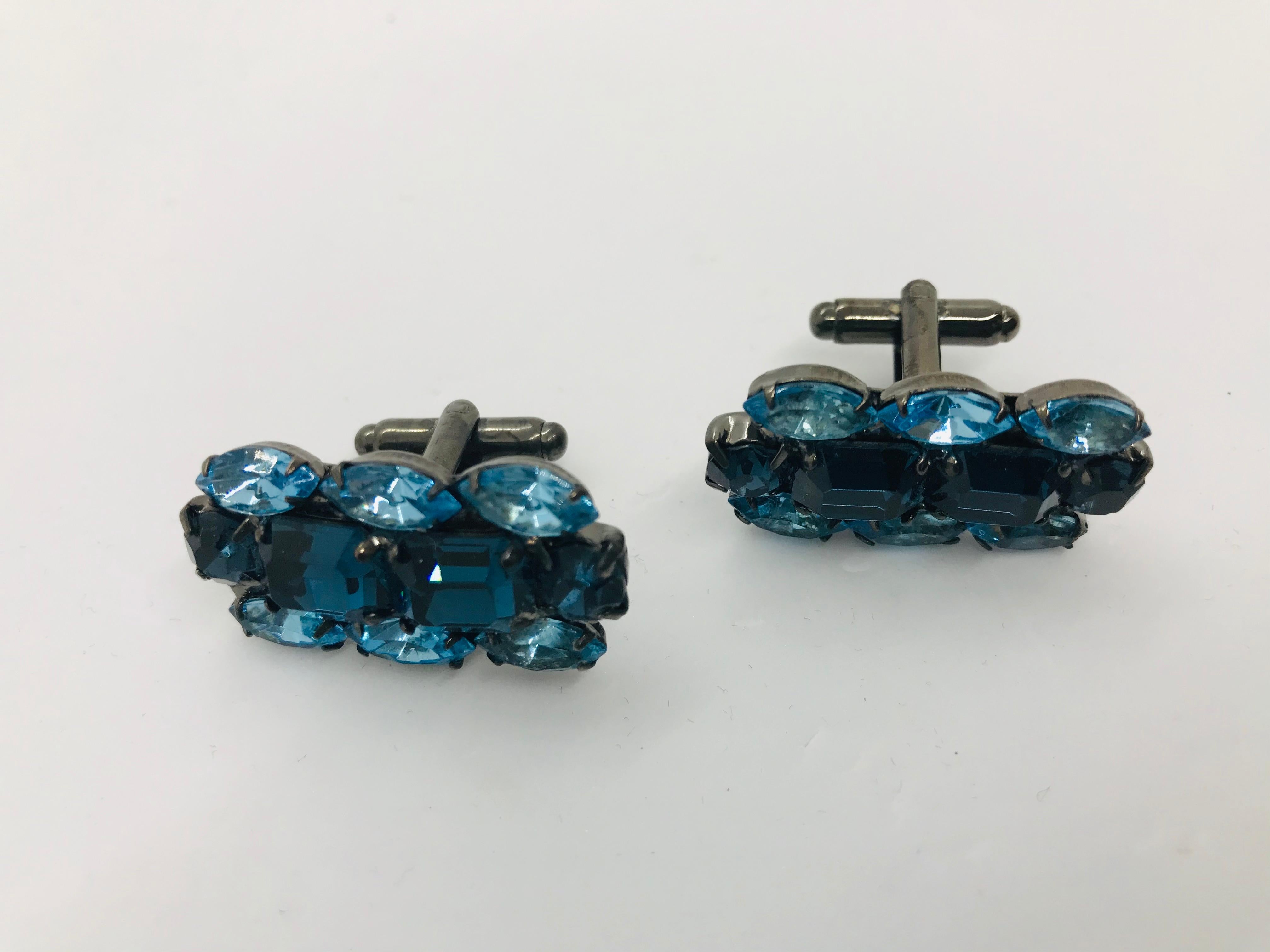 Art Deco Light Sapphire and Montana Blue Sapphire Austrian Crystal Cuff Links For Sale