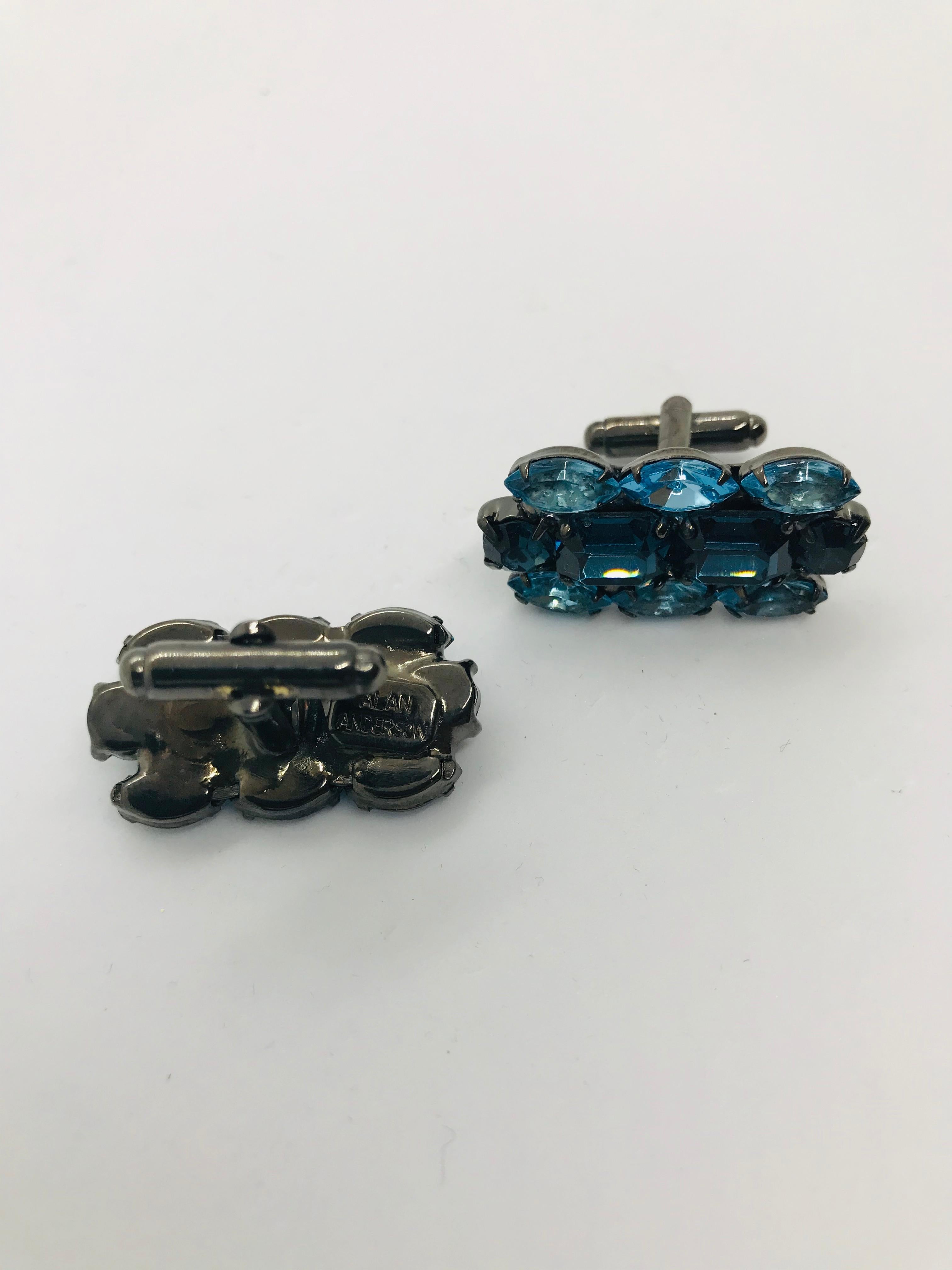 Light Sapphire and Montana Blue Sapphire Austrian Crystal Cuff Links In New Condition For Sale In Toronto, CA