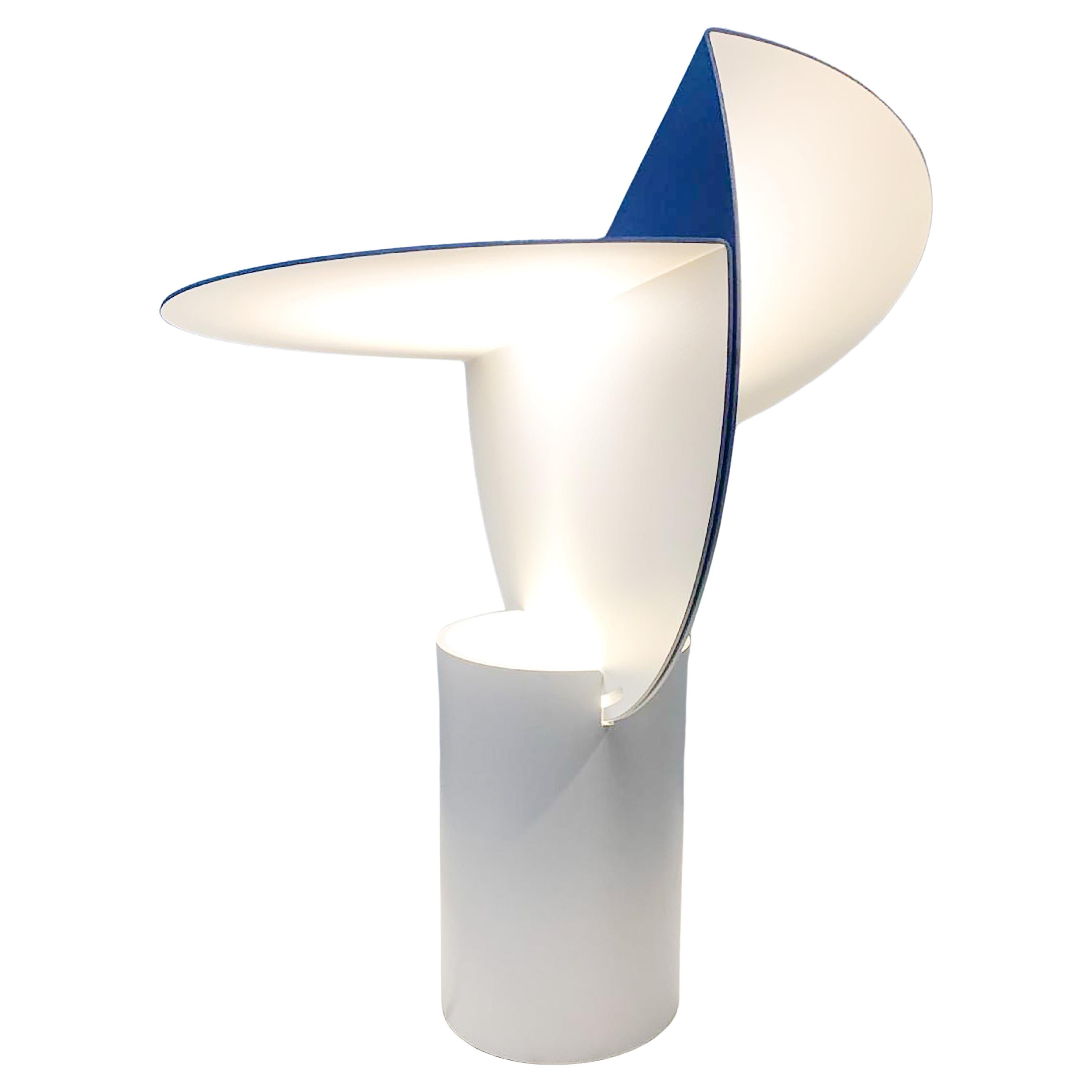 Escultura de luz Ala Big White/White diseñada en 1969