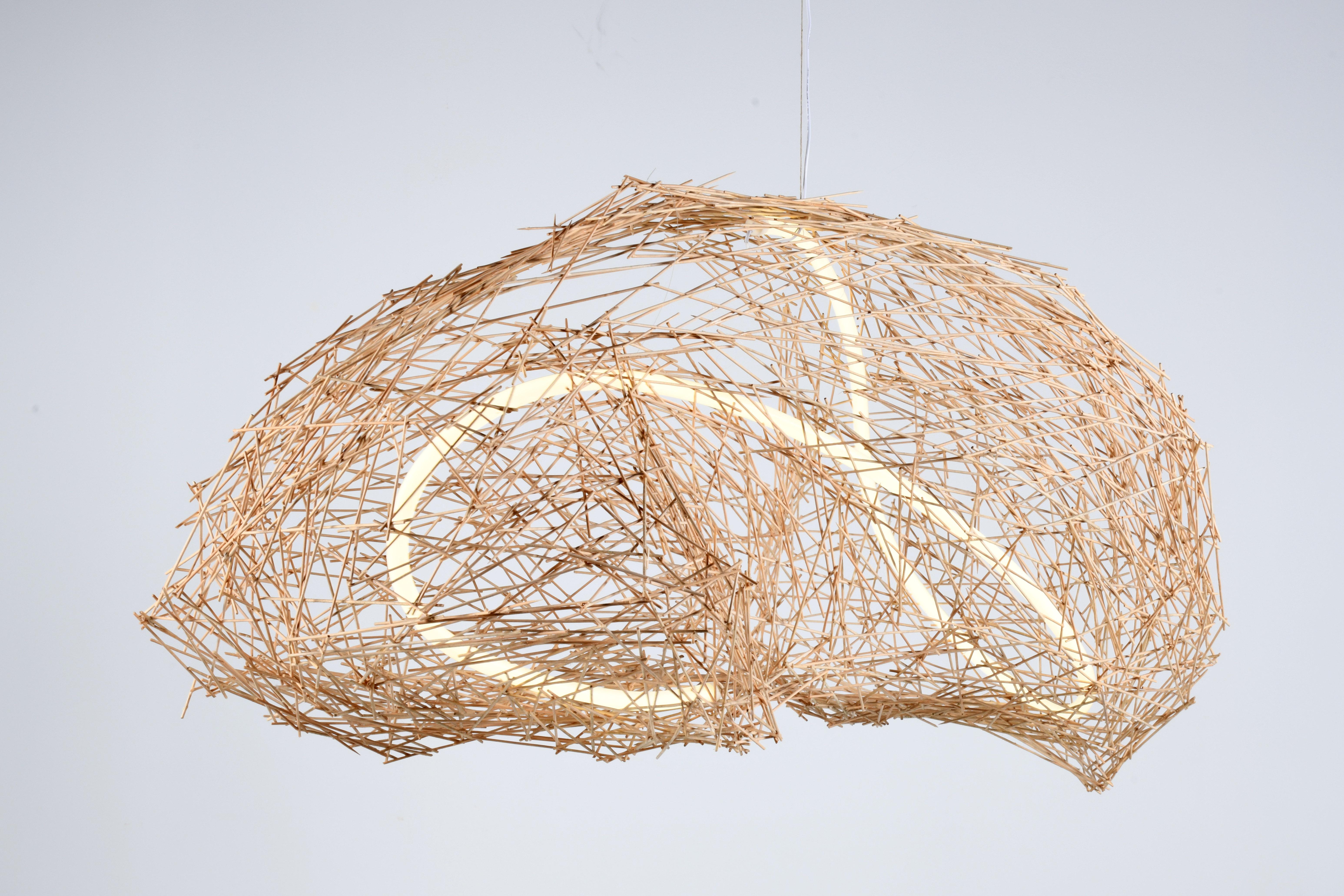 Lichtskulptur zum Aufhängen Contemporary Kreation Einzelstück von einem französischen Künstler (Französisch) im Angebot