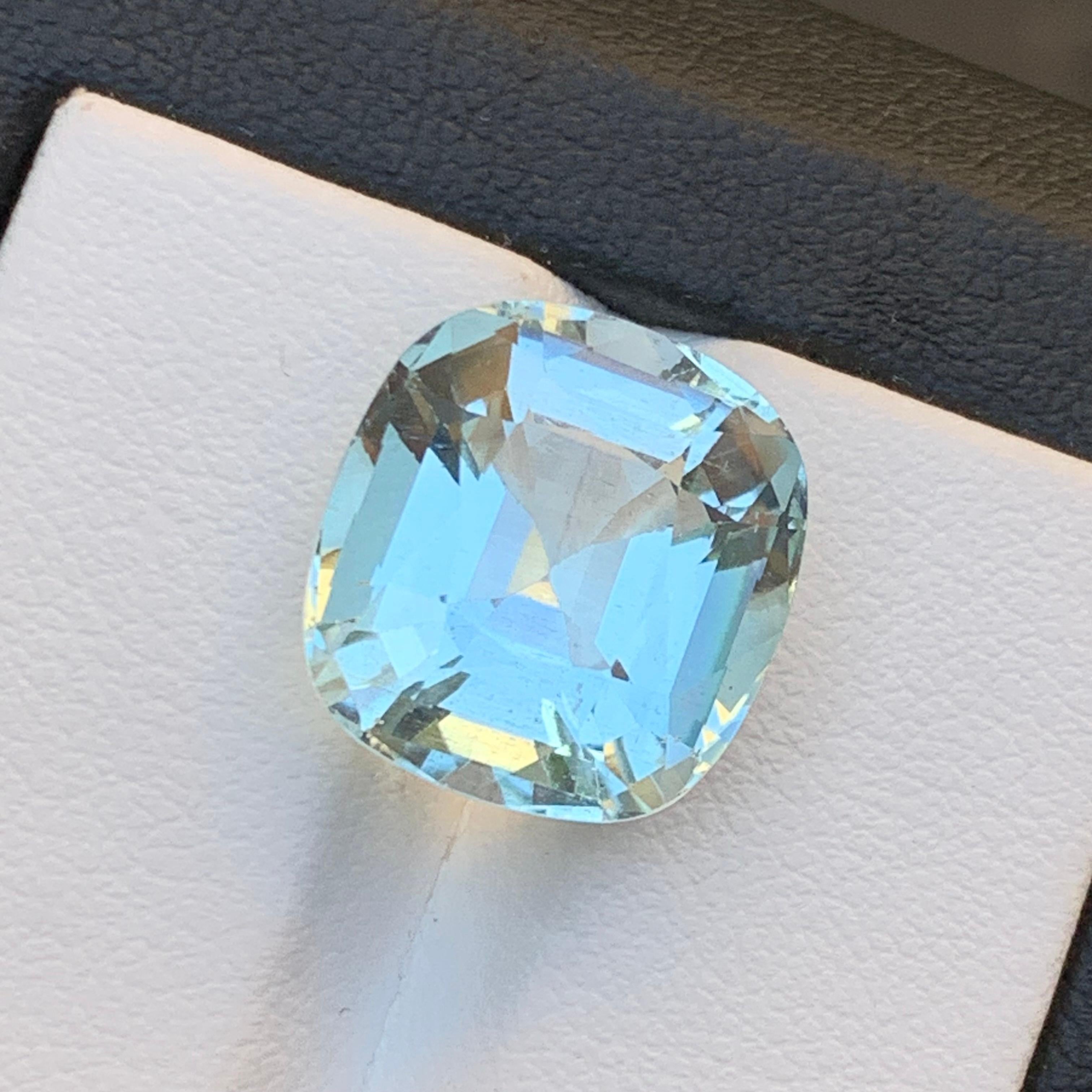 Light Seafoam Natural Aquamarine Ring Pendant Loose Gemstone 9.90 Ct Cushion Cut For Sale 4