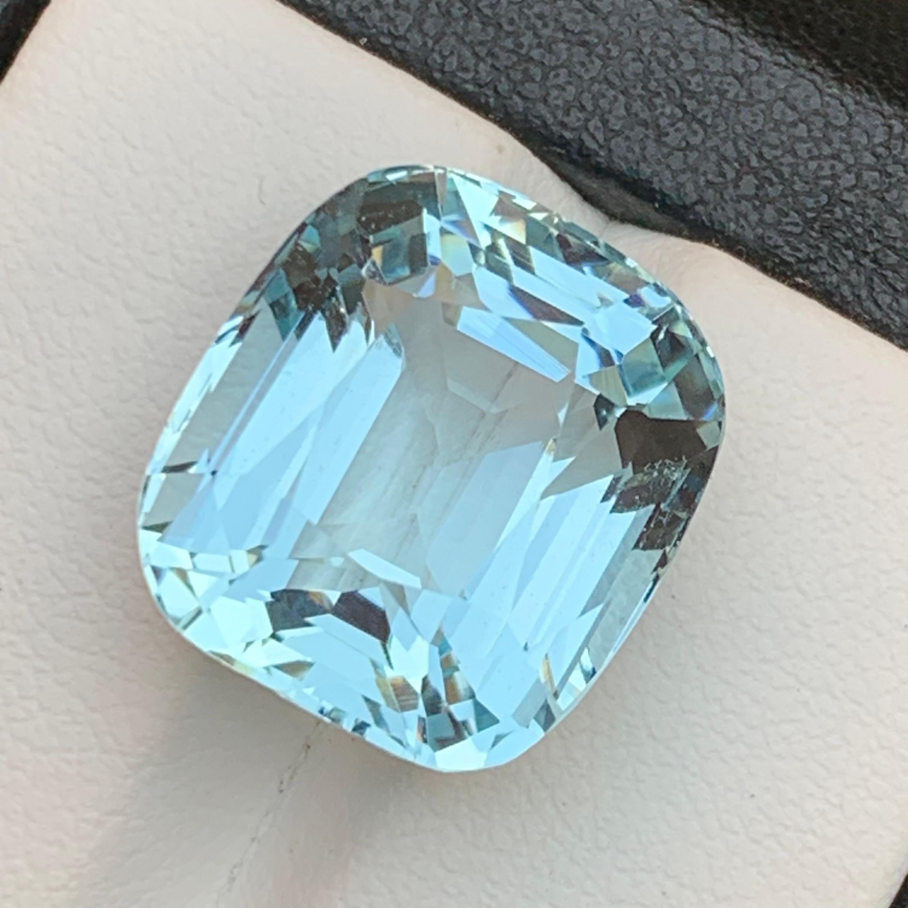 Light Sky Blue Aquamarine Necklace Pendant Loose Gemstone 18.65 Ct Cushion Cut For Sale 9