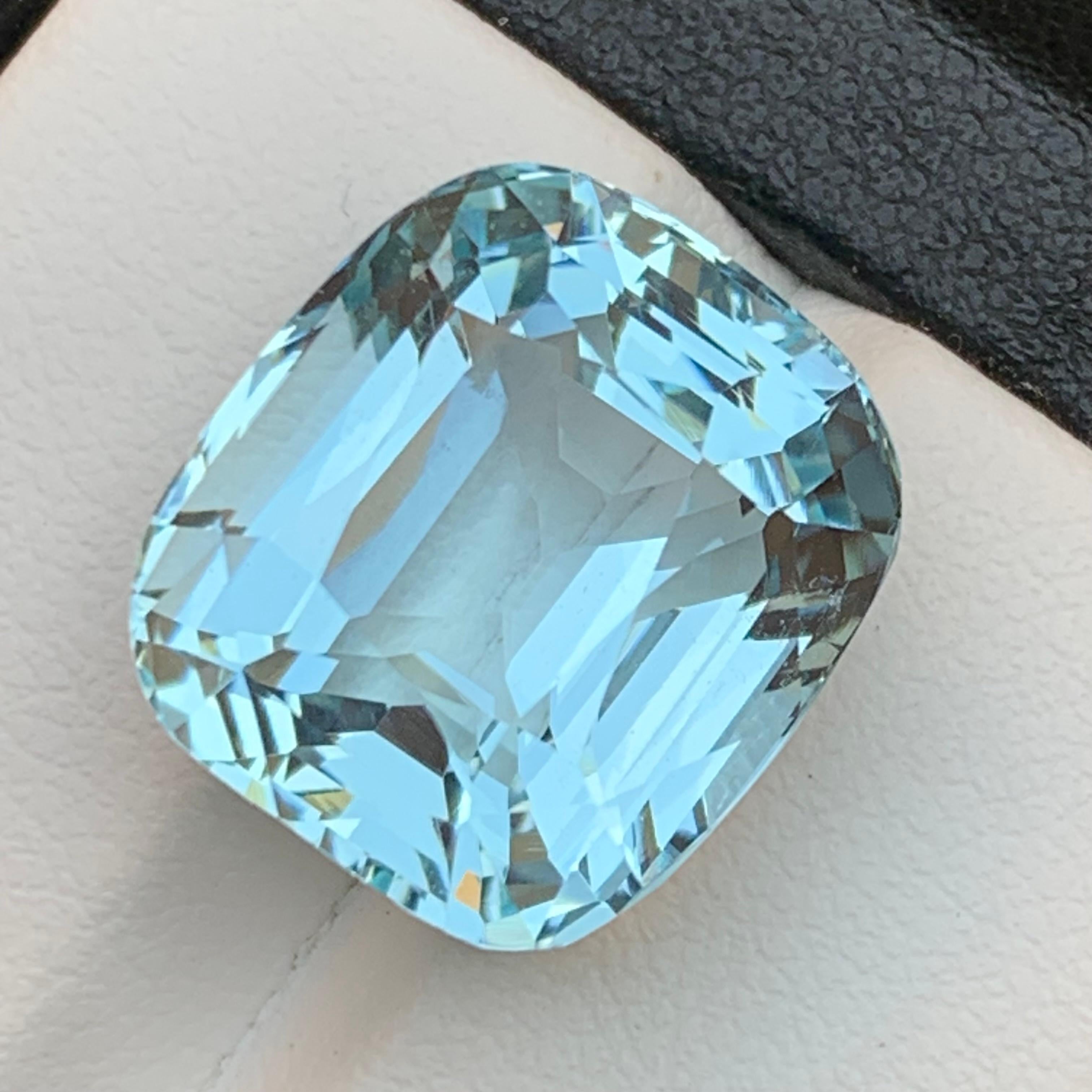 Light Sky Blue Natural Aquamarine Loose Gemstone for Ring, Necklace Pendant or any other Jewelry Setting–Cushion Cut!!

💎 GEMSTONE TYPE: Aquamarine 
⚖️ WEIGHT: 18.65 Carats
🪚 SHAPE & CUT: Cushion Cut
📏 SIZE (MM): 16.14 x 14.65 x 11.66
🌈 COLOR: