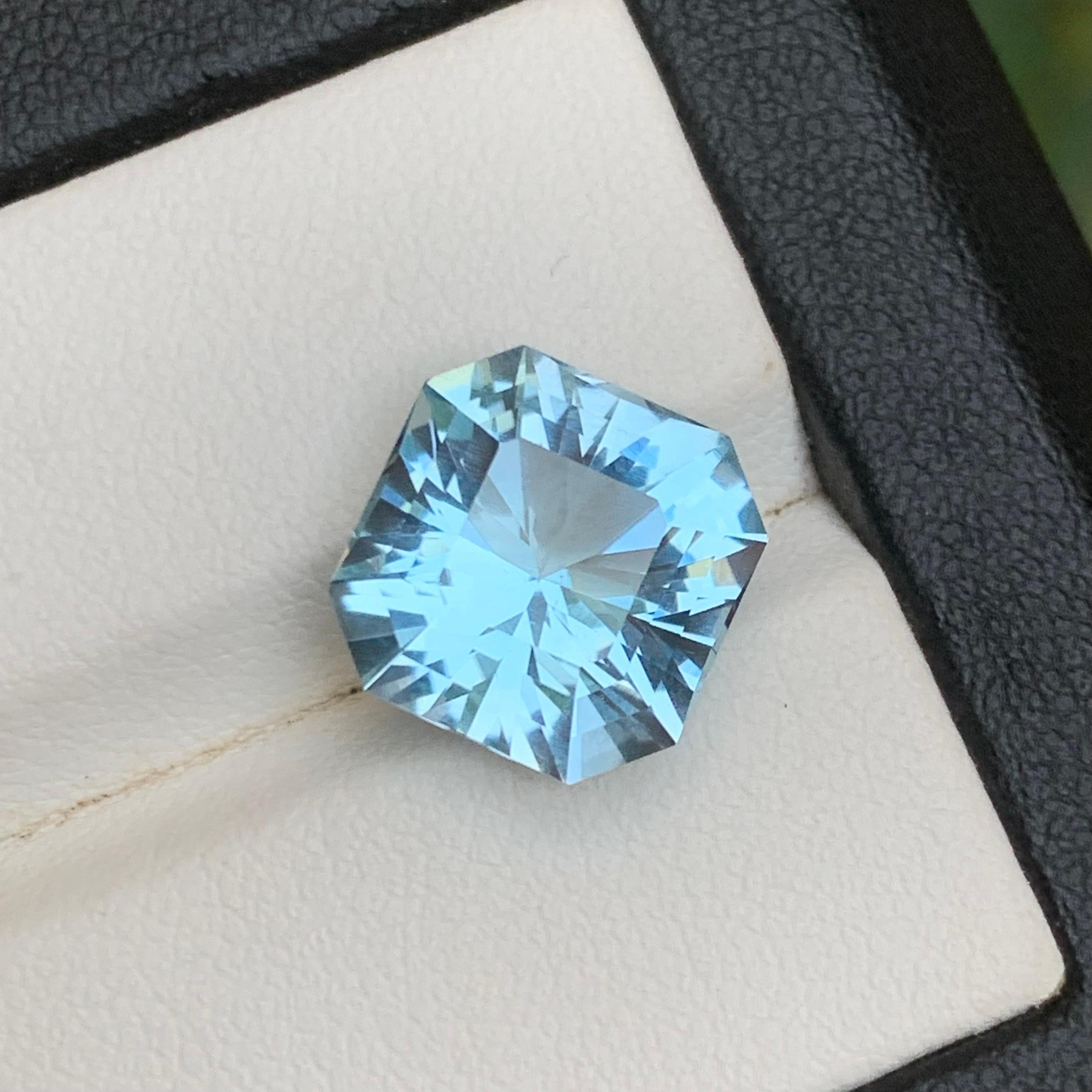 Topazio svizzero azzurro 8,50 carati Gemma naturale sfusa - Taglio smeraldo per anello in vendita 7