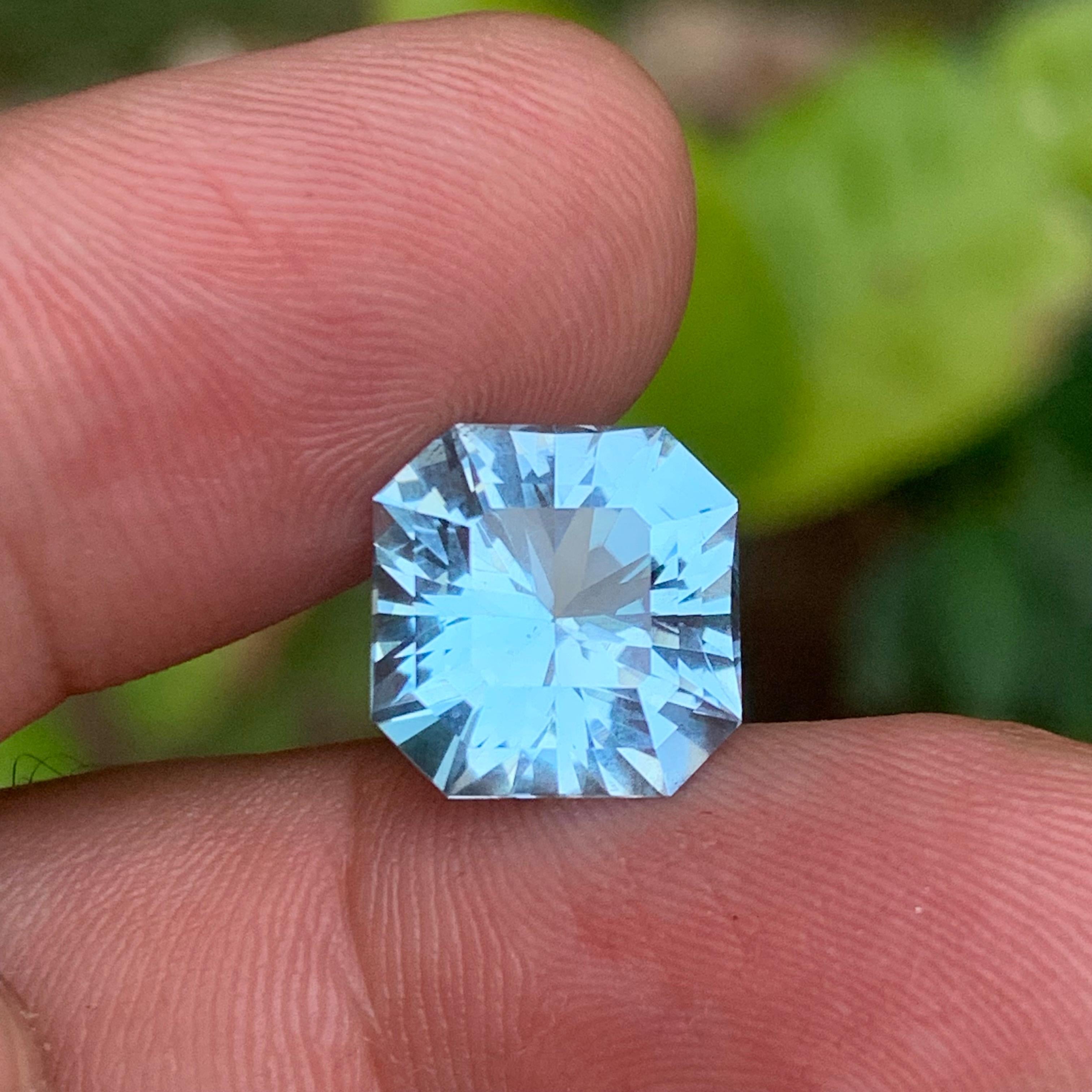 da uomo o donna Topazio svizzero azzurro 8,50 carati Gemma naturale sfusa - Taglio smeraldo per anello in vendita