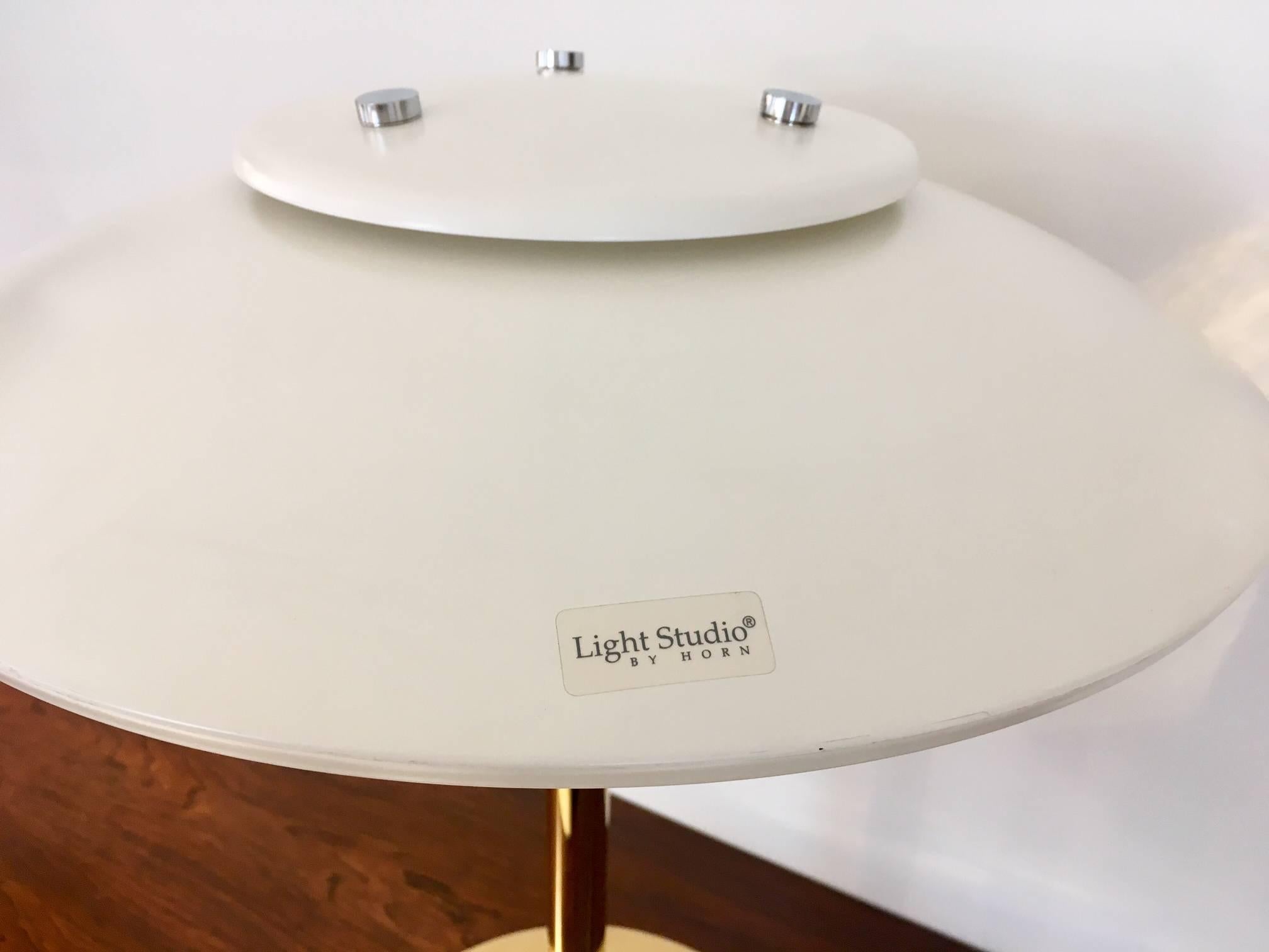 Light Studio by Horn White Table Lamp, Model 2686 In Good Condition In Madrid, ES