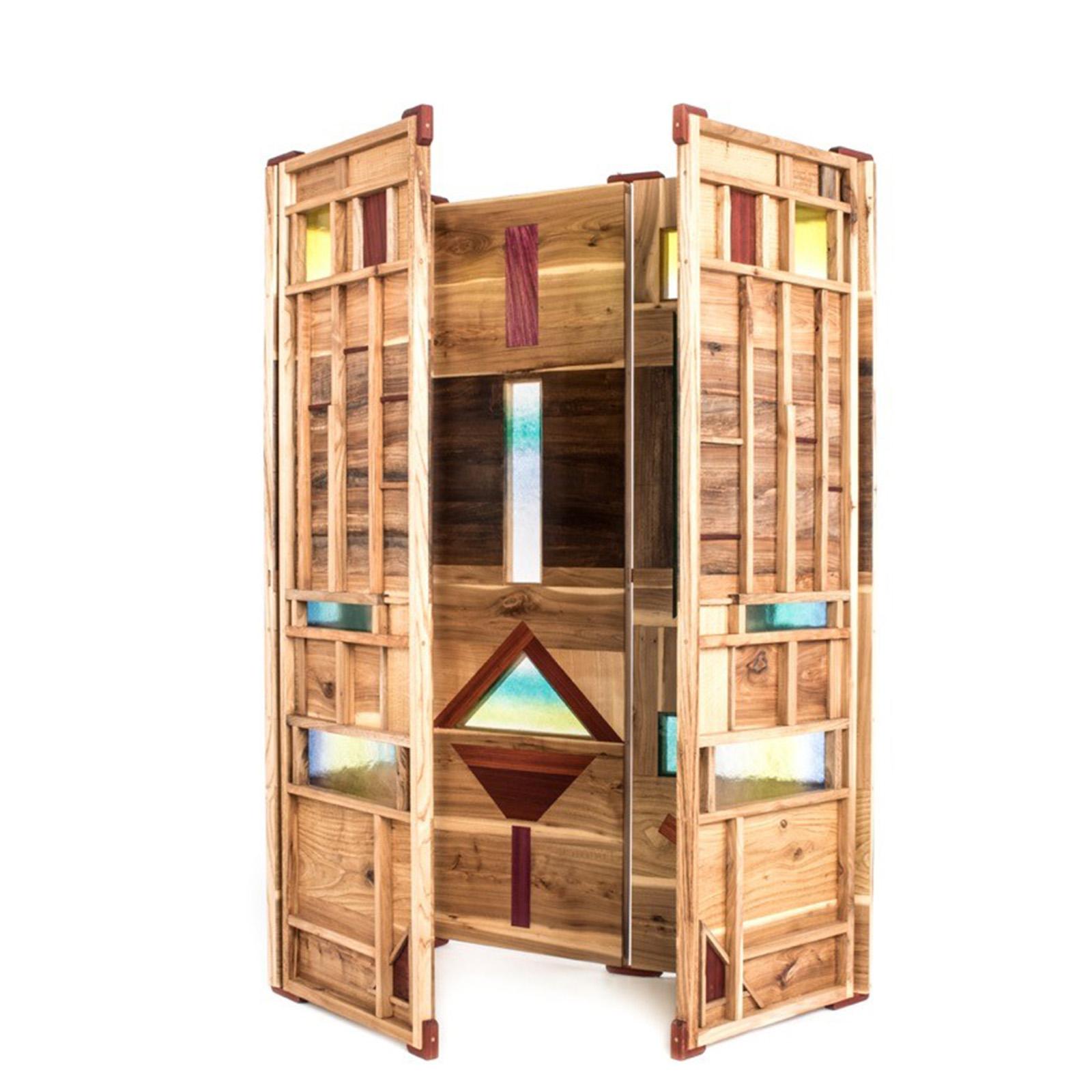 „Light Tropics“ Raumteiler aus Holz mit mattiertem Muranoglas von Hillsideout (Italienisch) im Angebot