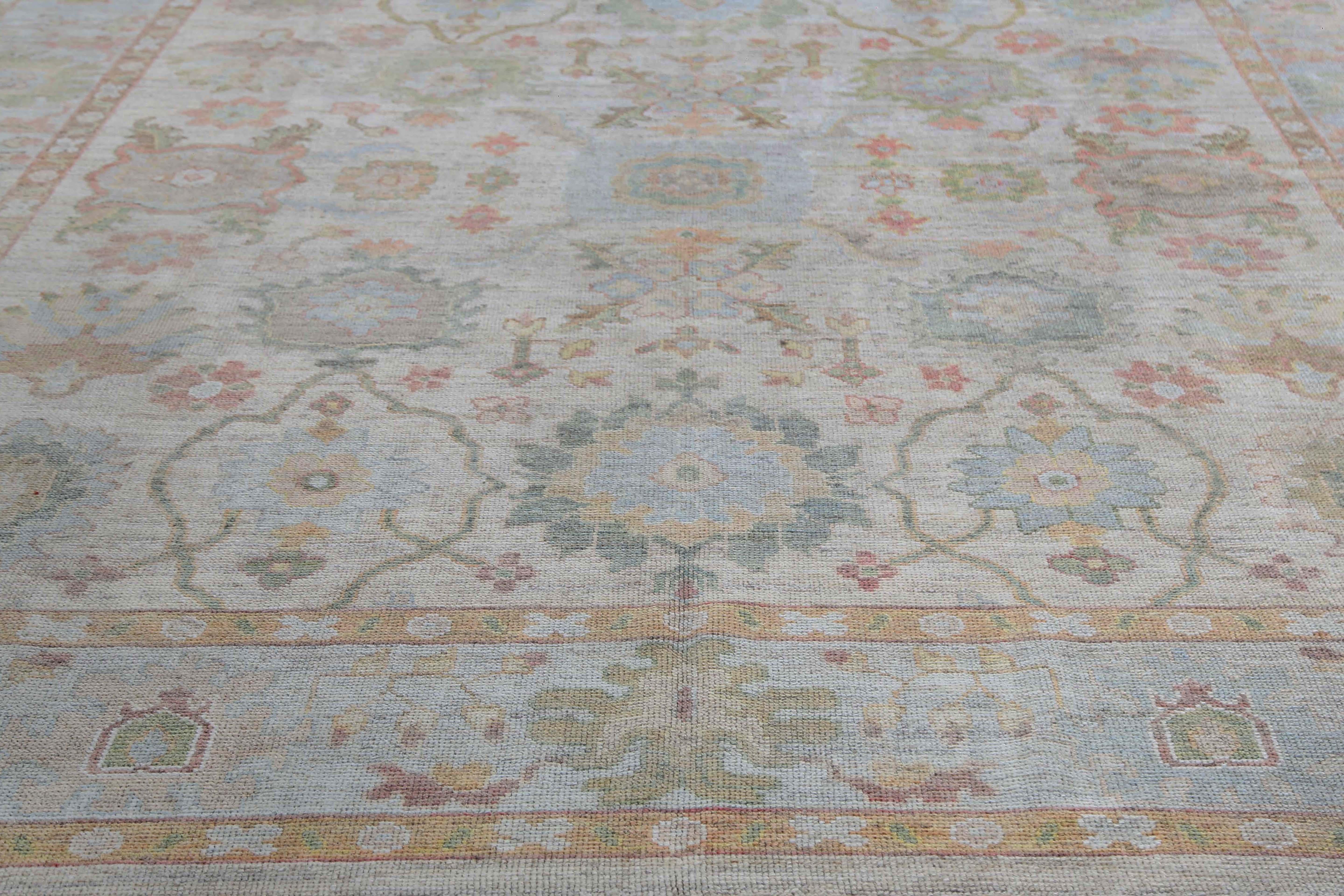 Light Turkish Oushak Rug with Soft Elements For Sale 1