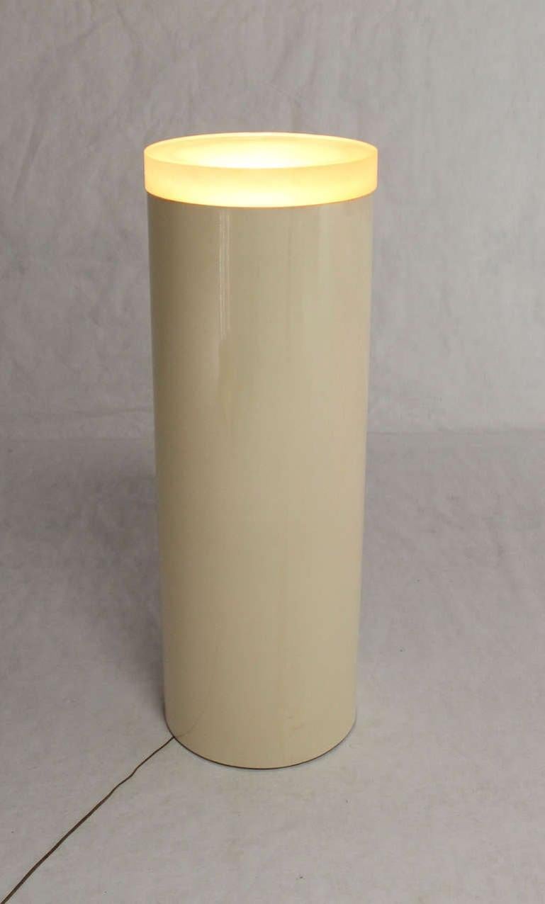Mid-Century Modern Light-Up Fiberglass Cylinder Round Pedestal Thick Lucite 