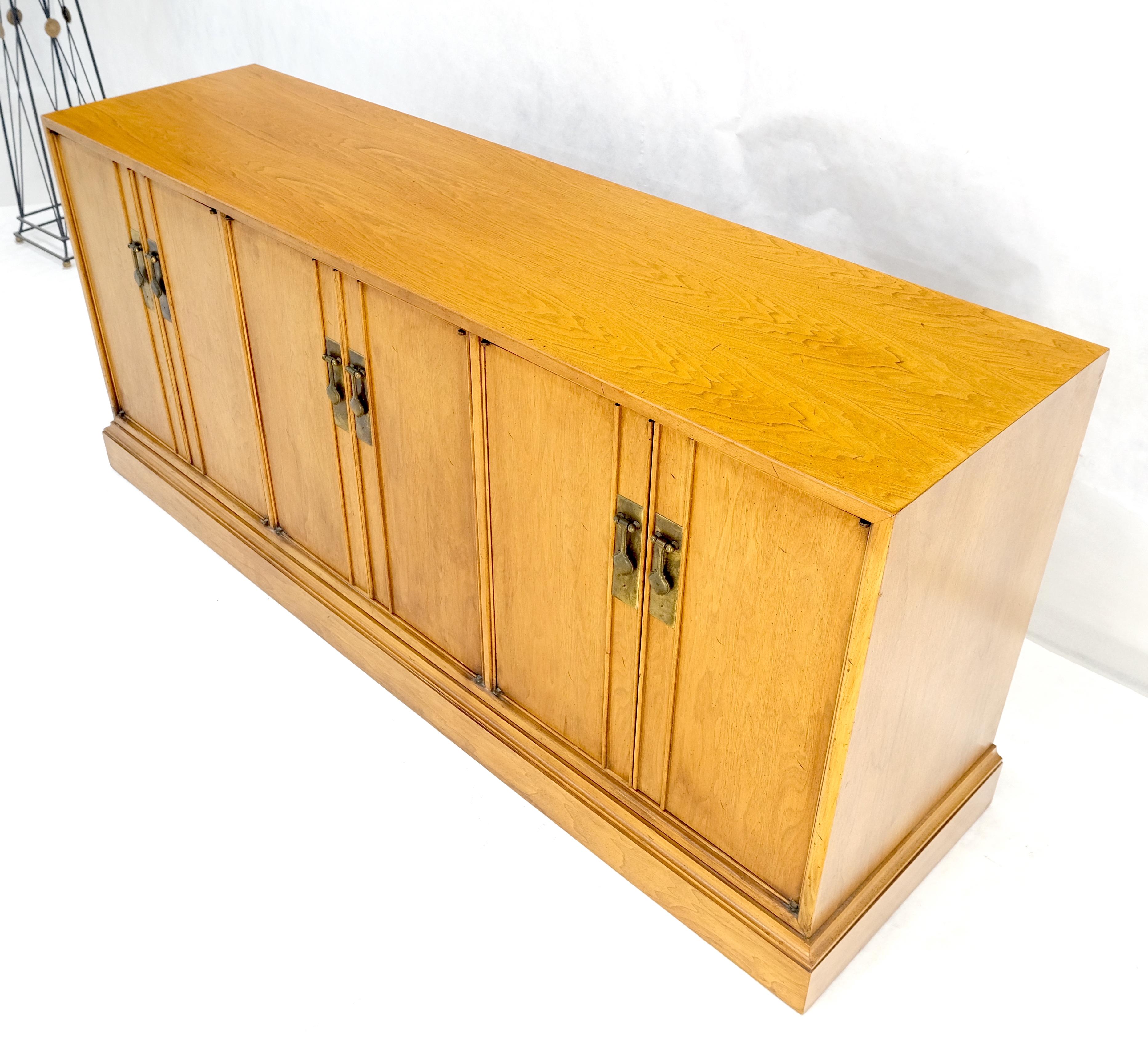 Light Walnut 3 Compartments 6 Doors Drawers Long Credenza Dresser c1970s MINT For Sale 1