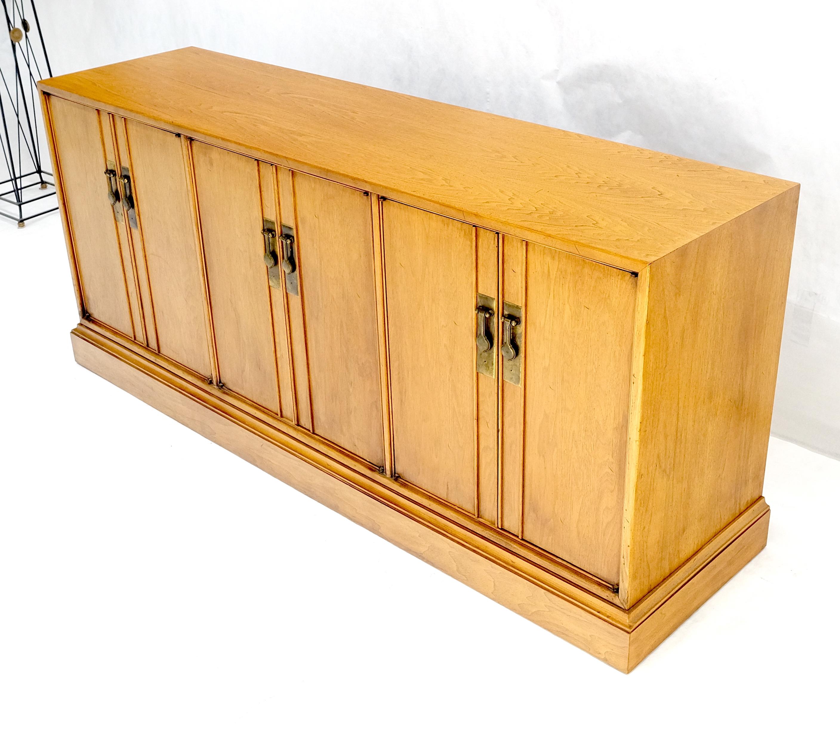 Light Walnut 3 Compartments 6 Doors Drawers Long Credenza Dresser c1970s MINT For Sale 2