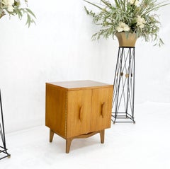 Light Walnut Banana Shape Pulls Two Doors End Table Nightstand Mint!