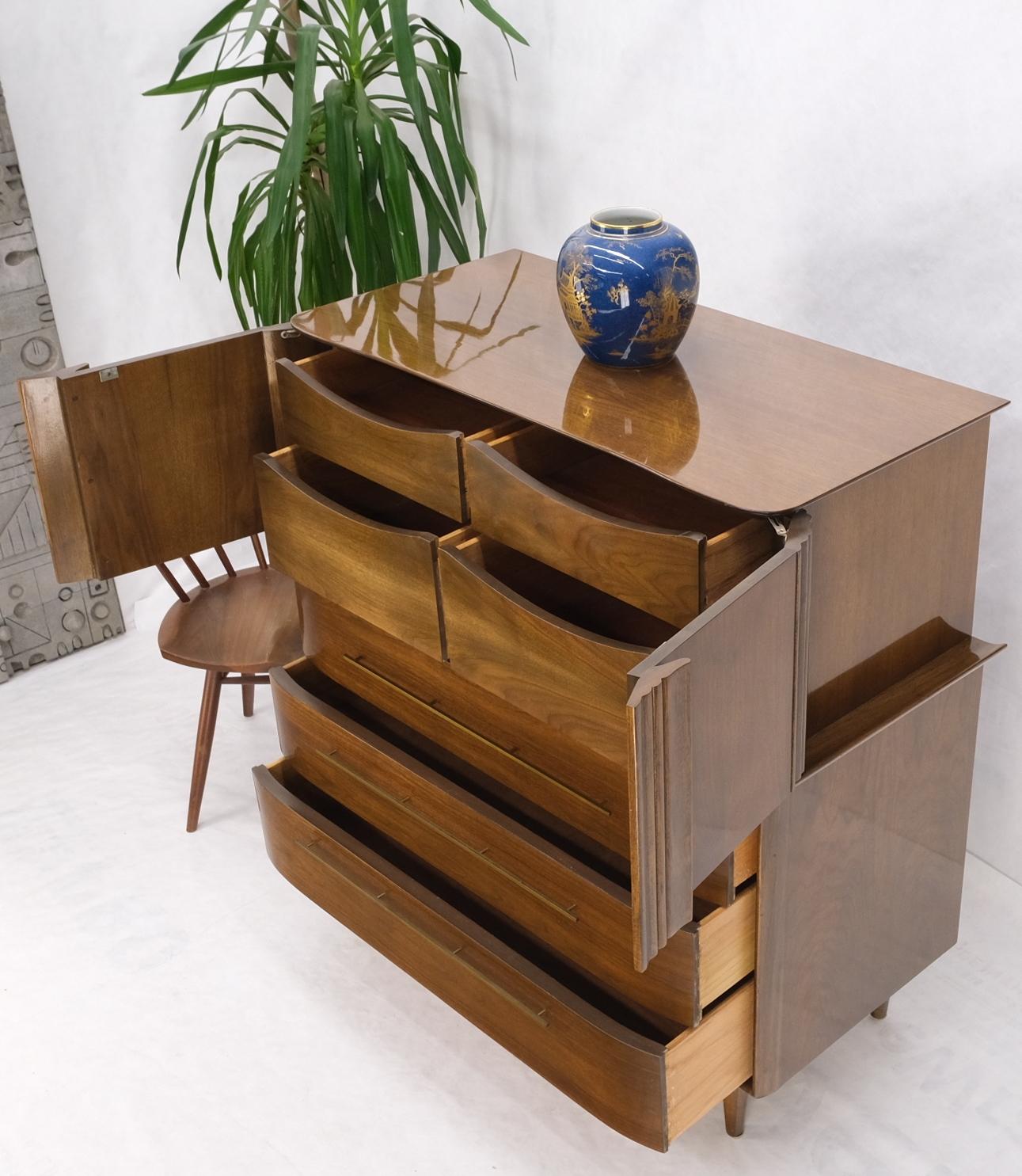 Light walnut bow front drawers long brass pull hardware gentleman's chest dresser commode mint.