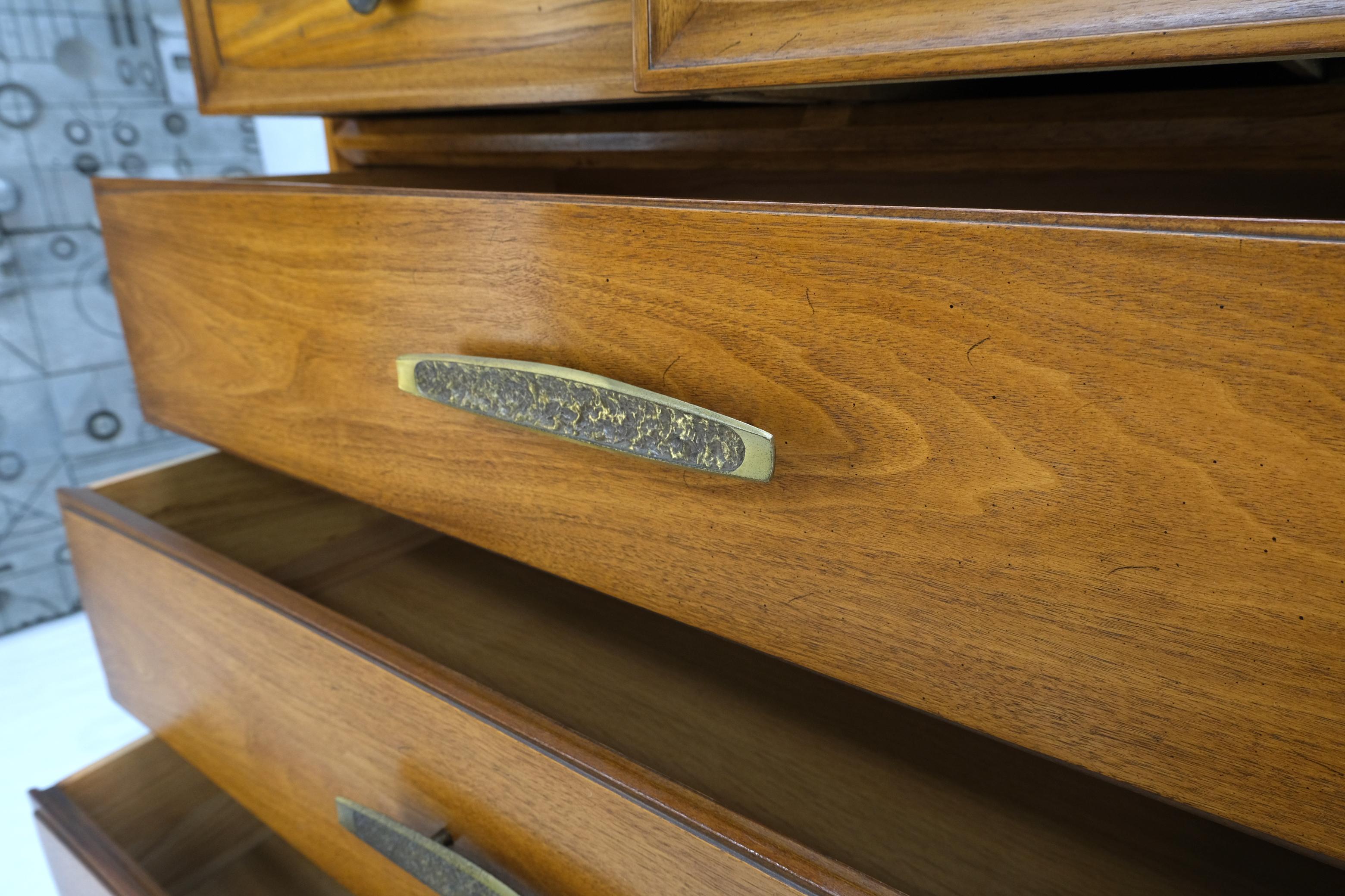 Light American walnut hammered brass pulls 5 drawer chest of drawers dresser mint.