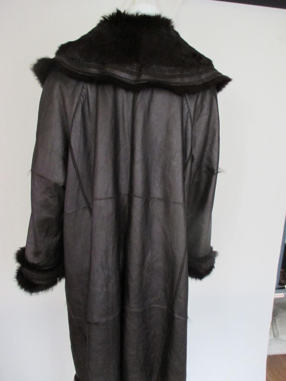 Light Weight Metallic Brown Leather Fur Swing Coat In Good Condition For Sale In Amsterdam, NL