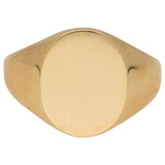 Light Weight Oval Signet Ring in Solid 9 Karat Yellow Gold