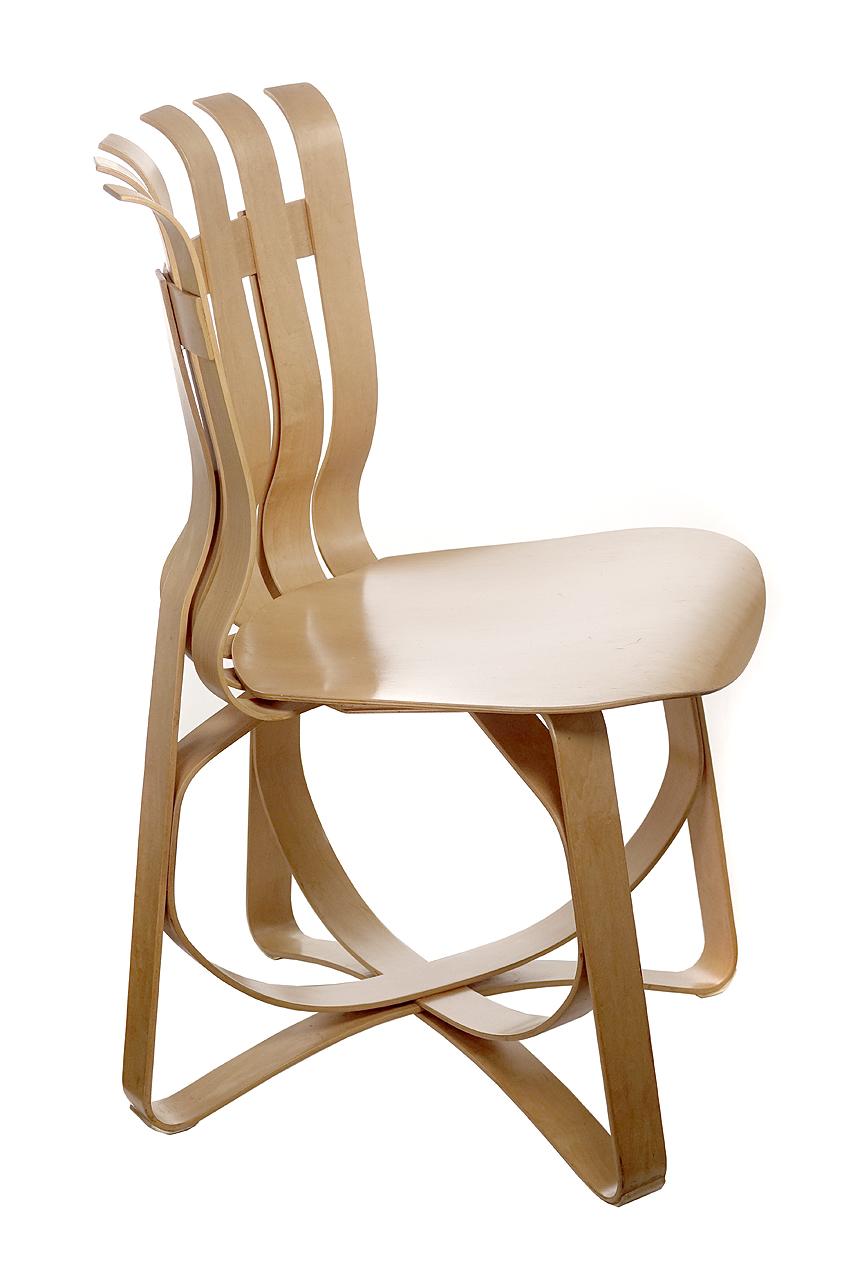 Light Wood Hat Trick Chairs by Frank Gehry for Knoll, Pair In Good Condition In Peekskill, NY