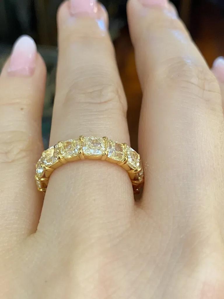 Light Yellow Cushion Diamond Eternity Ring 7.47 Carats in 18k Yellow Gold In Excellent Condition For Sale In La Jolla, CA