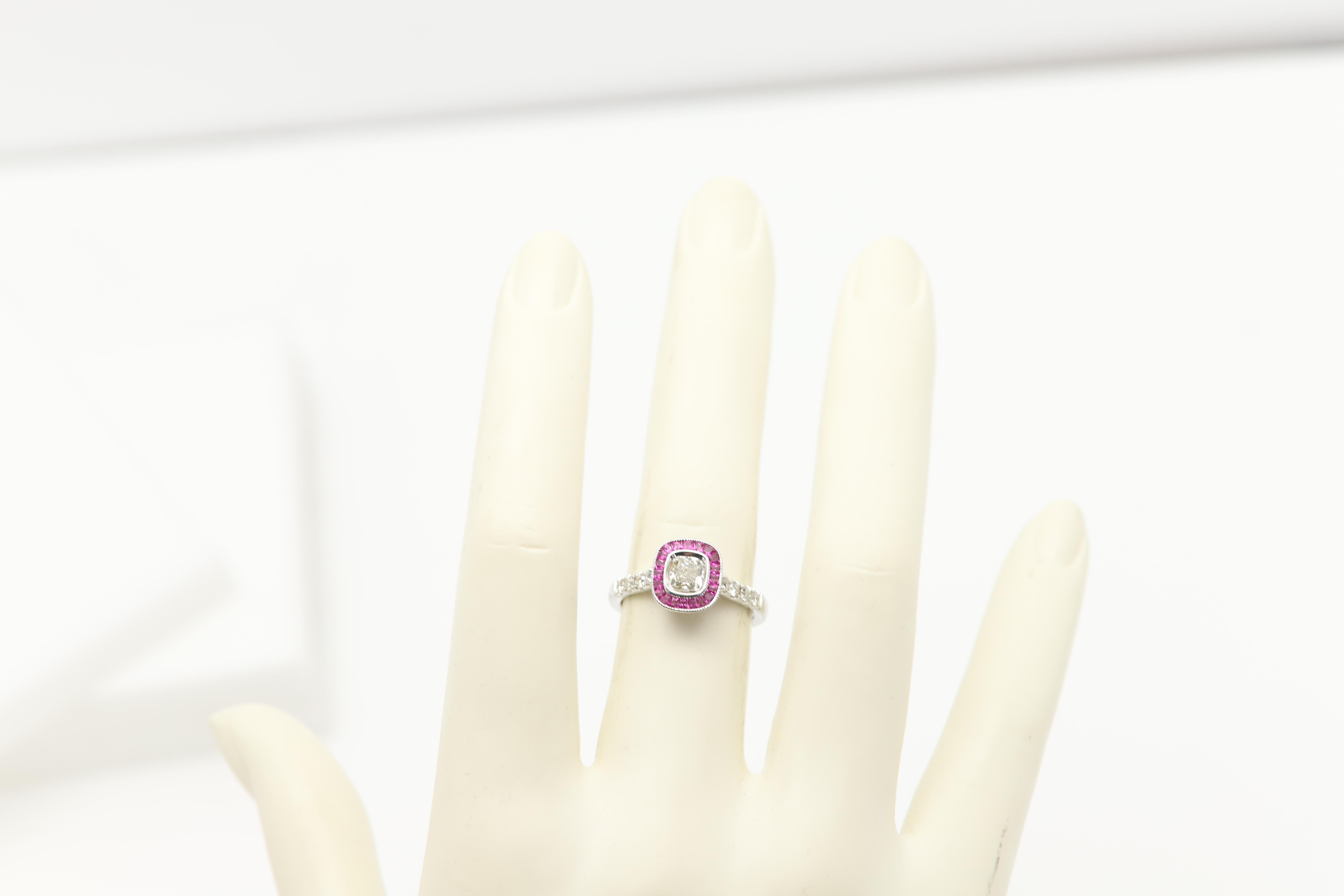 Light Yellow Diamond Red Ruby Ring 18 Karat Gold Art Deco Ring For Sale 6