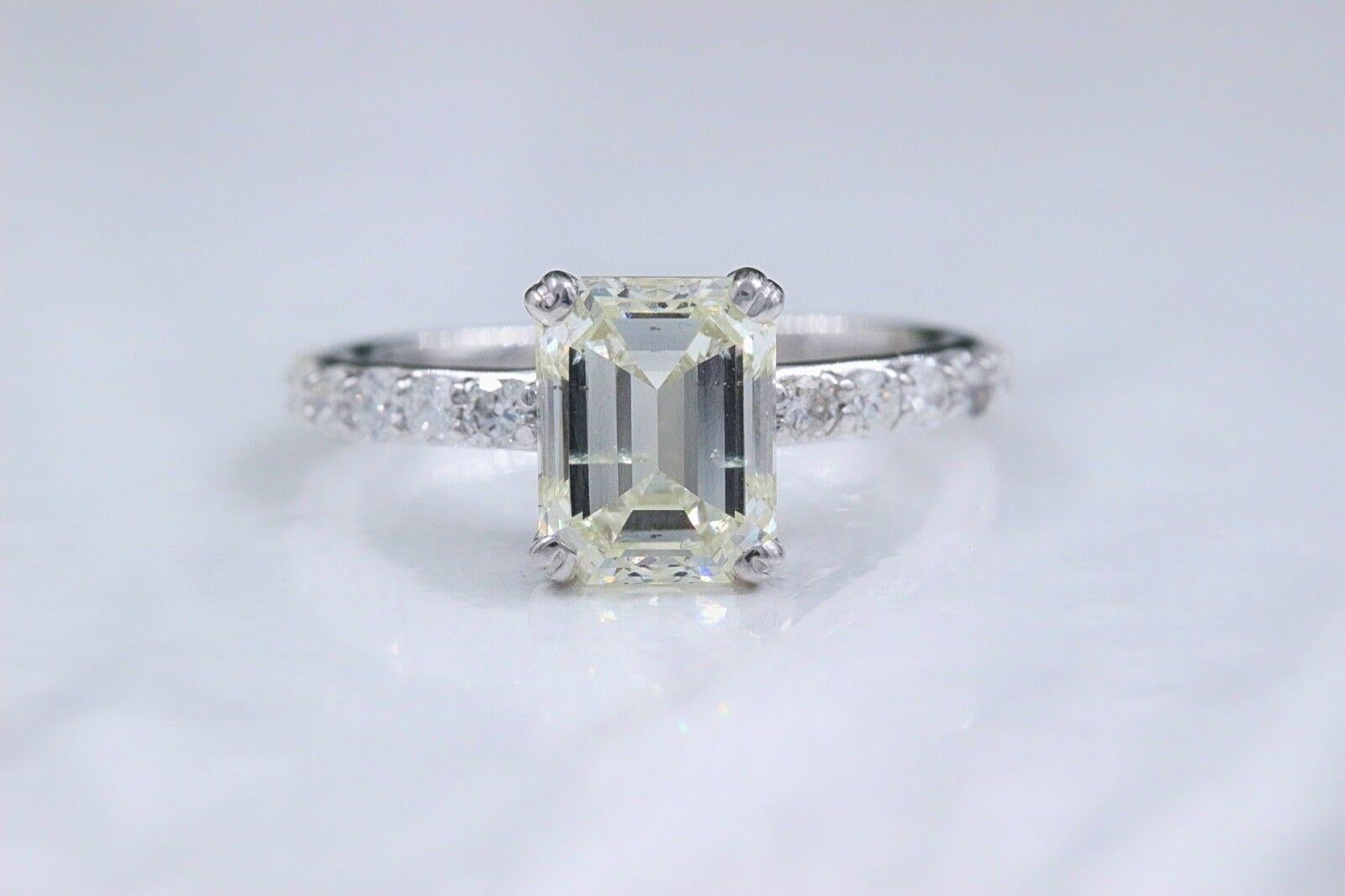 Light Yellow Emerald Diamond Engagement Ring 2.53 Carat 14 Karat White Gold In Excellent Condition For Sale In San Diego, CA