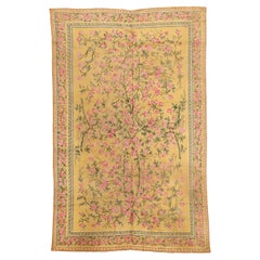 Hellgelber französischer Art nouveau-Teppich im Jugendstil mit Rosen