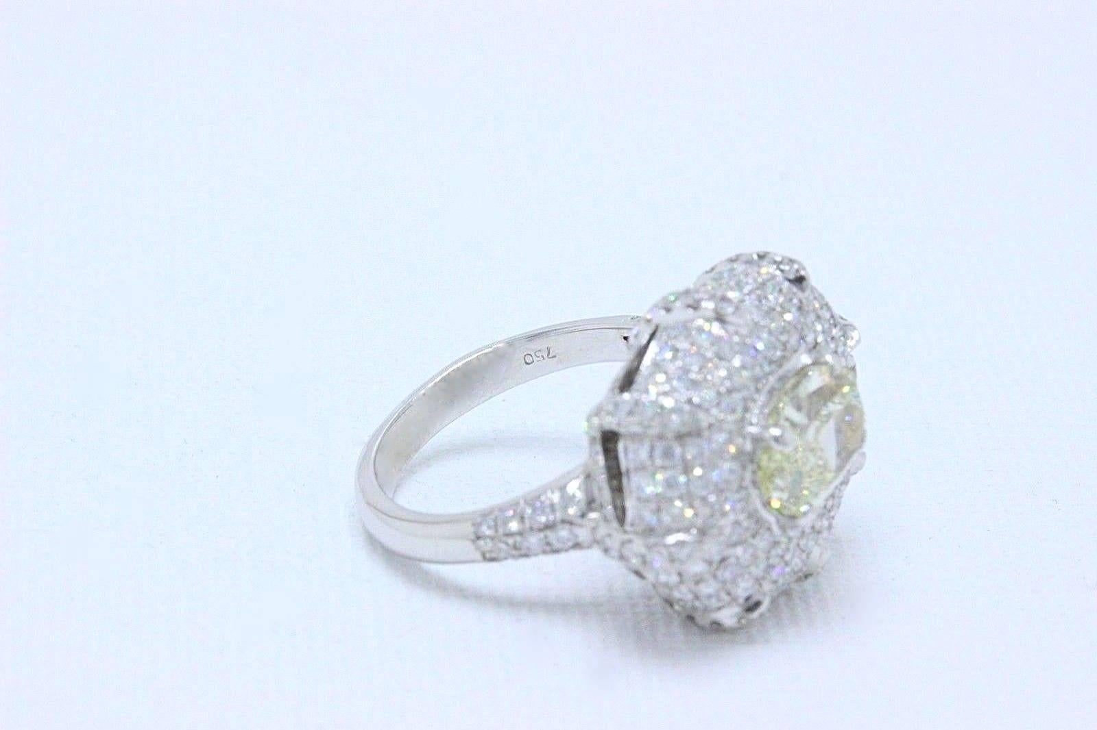 Light Yellow Oval 4.24 TCW Diamond Engagement Cocktail Ring in 18k White Gold For Sale 5