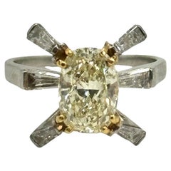 Platinum and 18K Yellow Gold Light Yellow VVS2 Diamond Ring