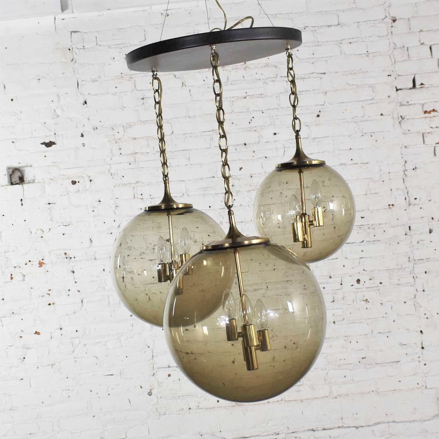 20th Century Lightcraft of California Chandelier with 3 Cascading Smoke Glass Orb Globes For Sale