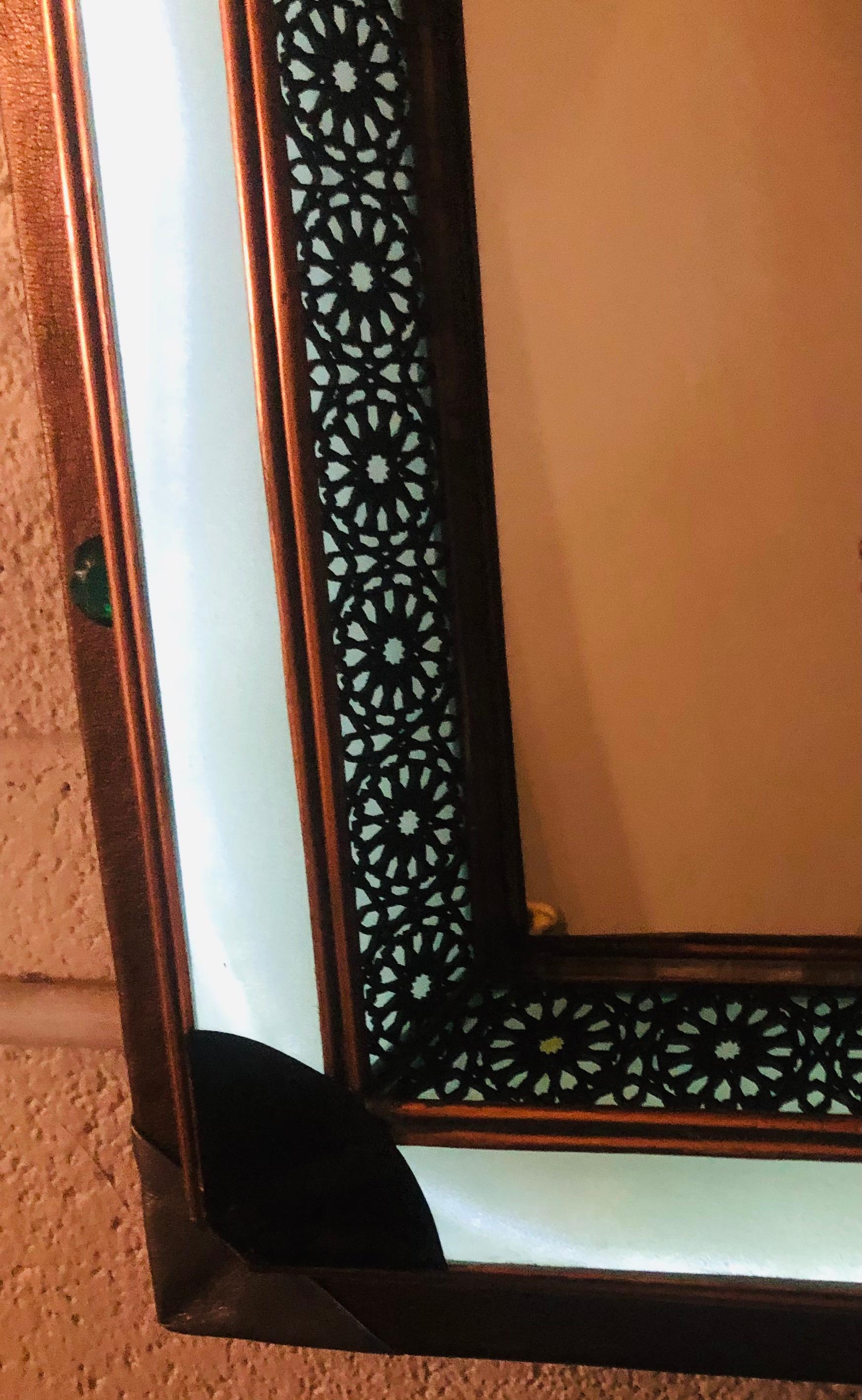 Beleuchteter Art-Déco-Spiegel für den Waschtisch oder Wandspiegel im Angebot 8