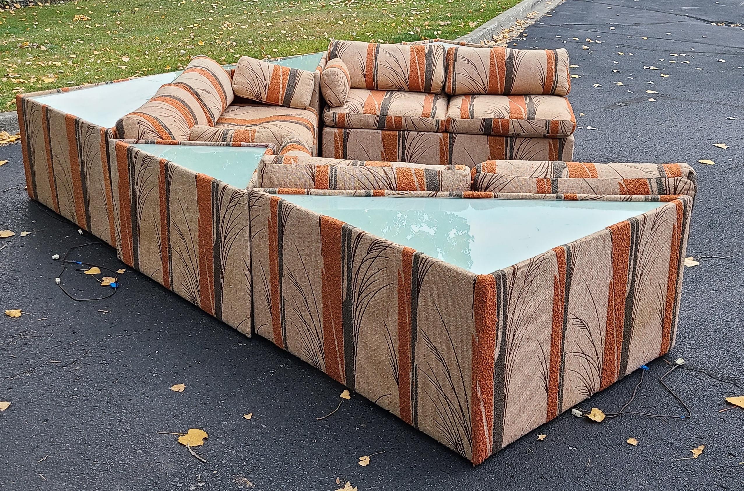 Lighted Pit Sofa by Adrian Pearsall for Comfort Designs Inc. In Good Condition In Fraser, MI