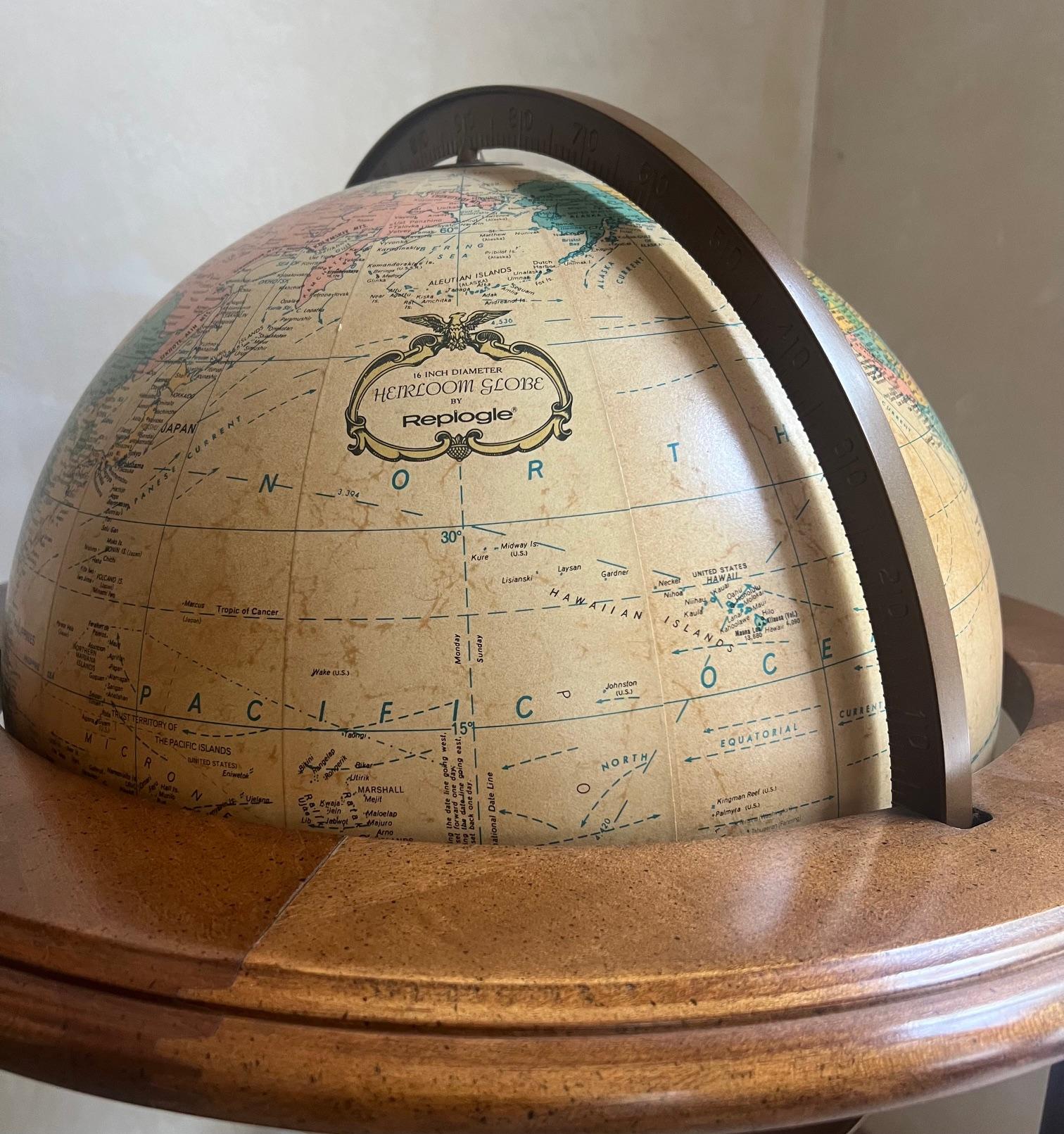 Lighted Replogle Heirloom 16 Inch Globe on Stand, c. 1970's In Good Condition In Ross, CA