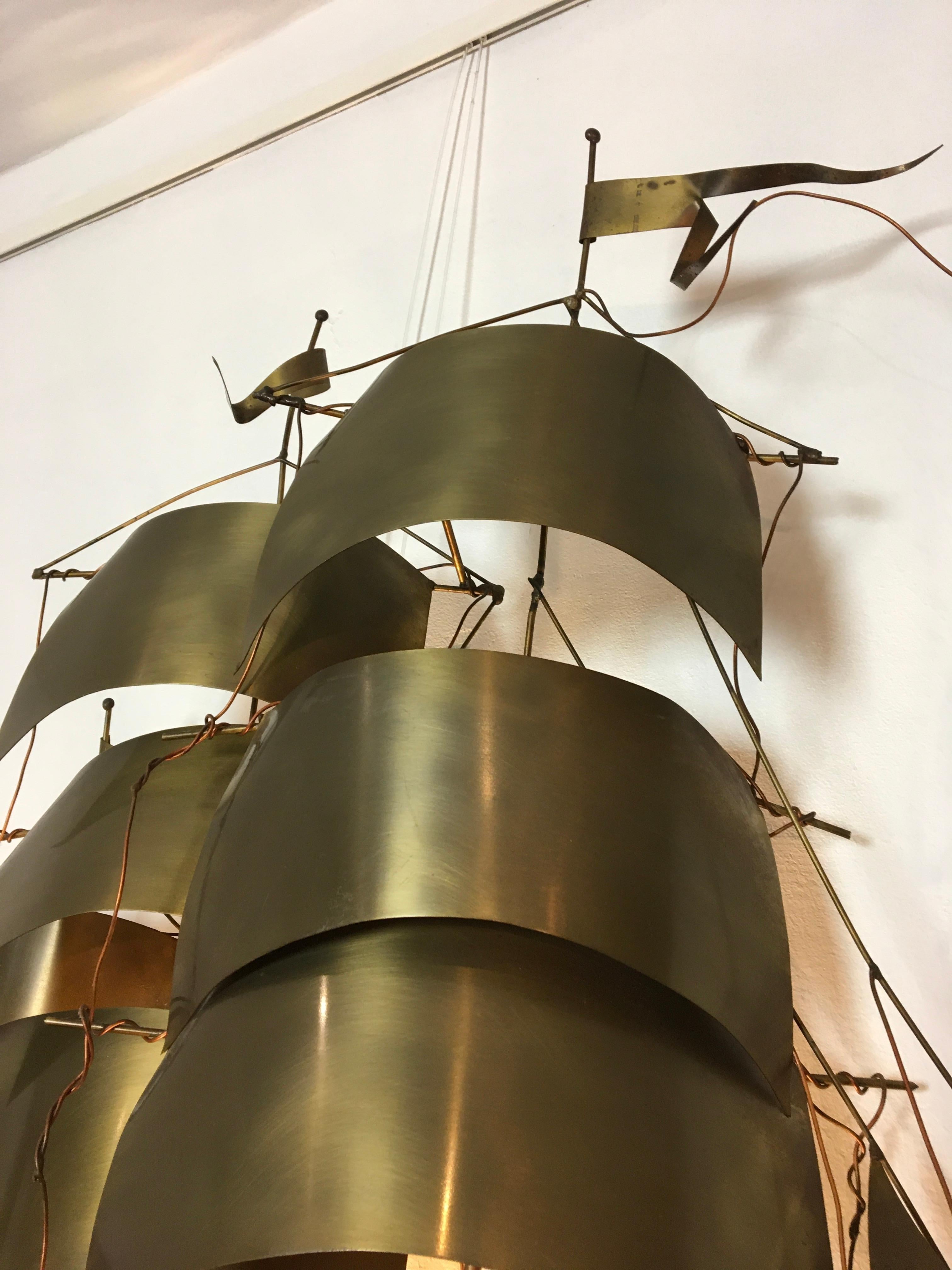 Beleuchtete Wandskulptur Segelboot von Daniel D'Haeseleer, Belgien (20. Jahrhundert) im Angebot