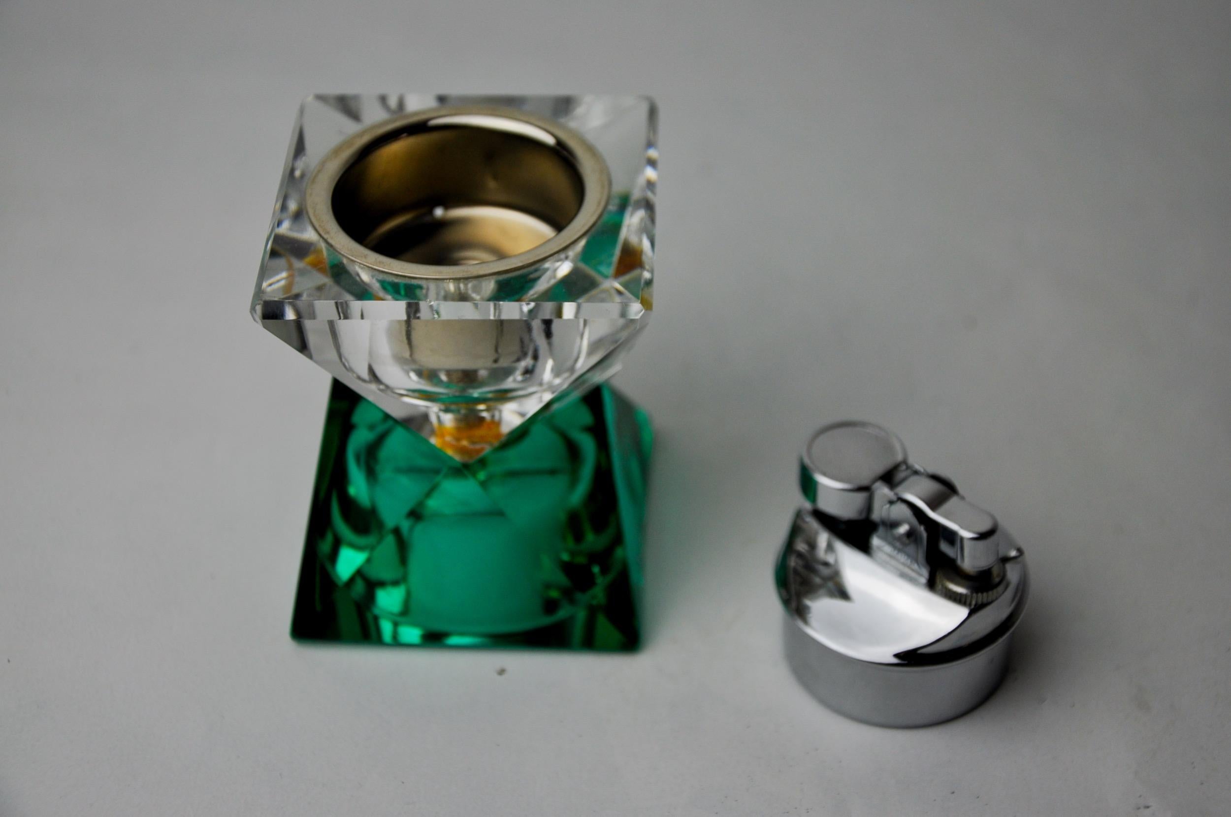 Late 20th Century Lighter faceted by Seguso, green and transparent murano glass, Italy, 1970 For Sale