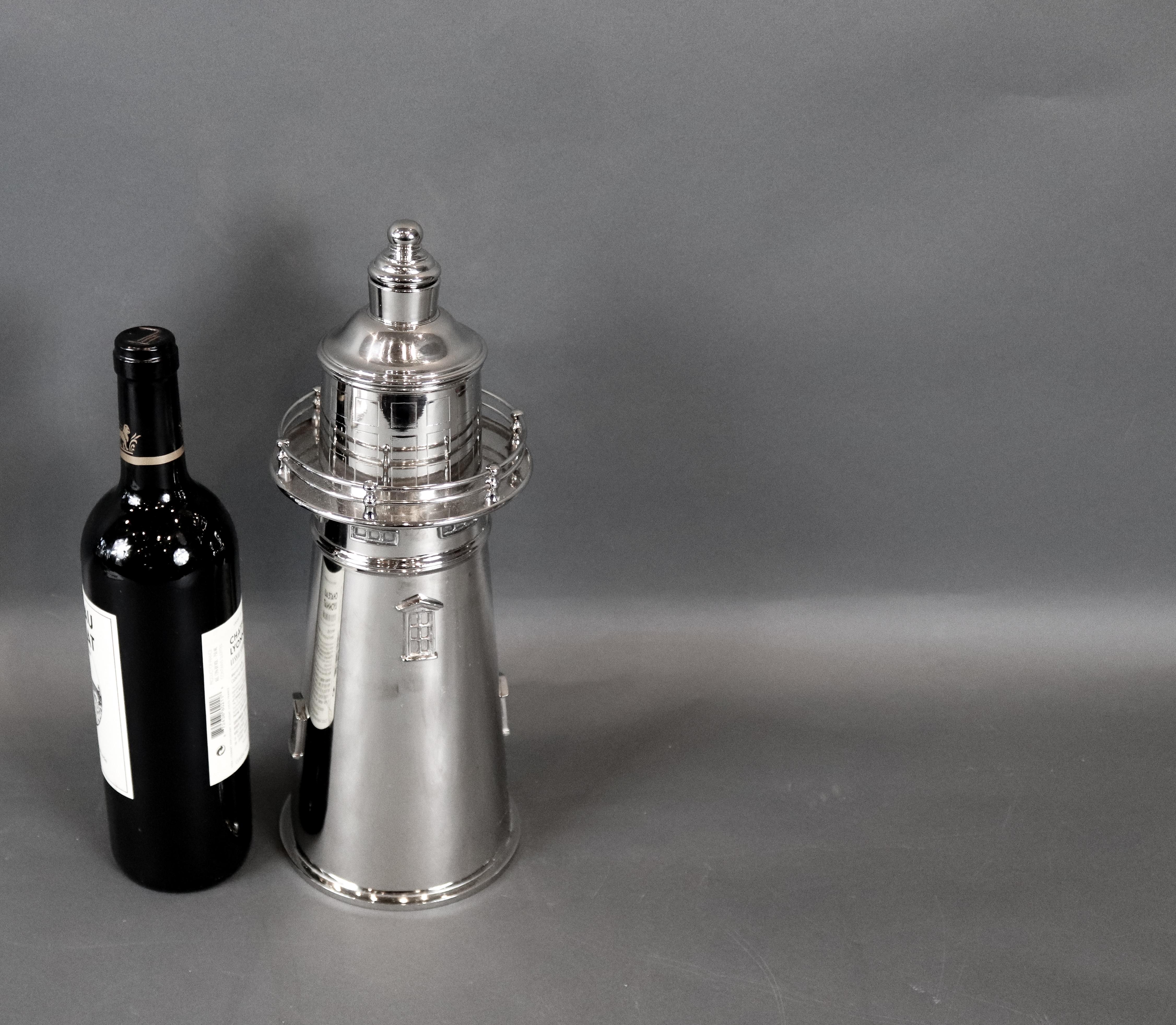 Lighthouse Cocktail Shaker In Good Condition In Norwell, MA