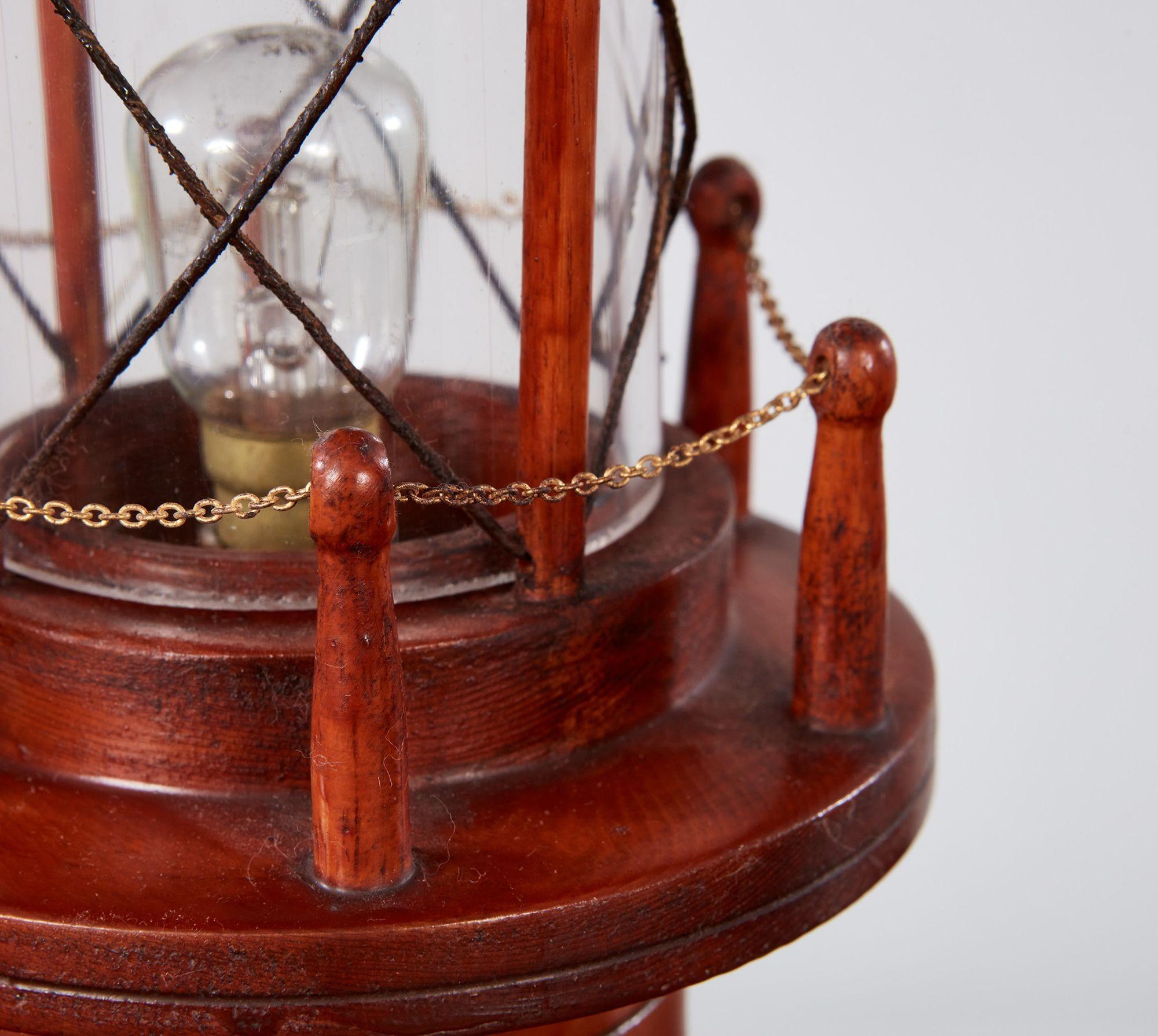 Lámpara Faro Inglés en venta