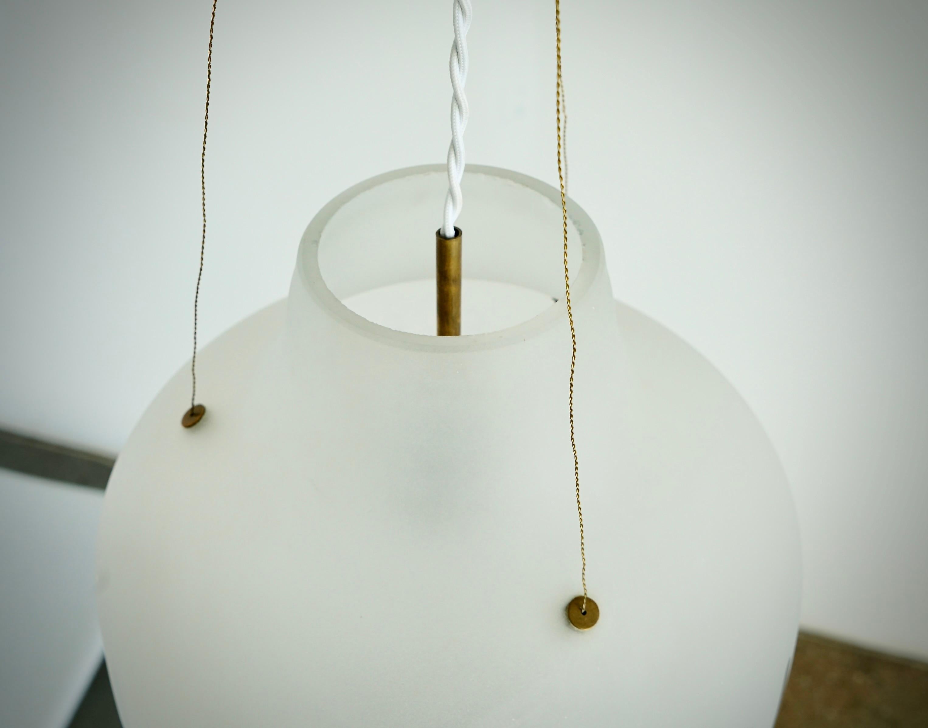 Scandinave moderne Suspension d'éclairage  par Harald Notini pour Arvid Böhlmarks Lampfabrik / 2 disponibles en vente